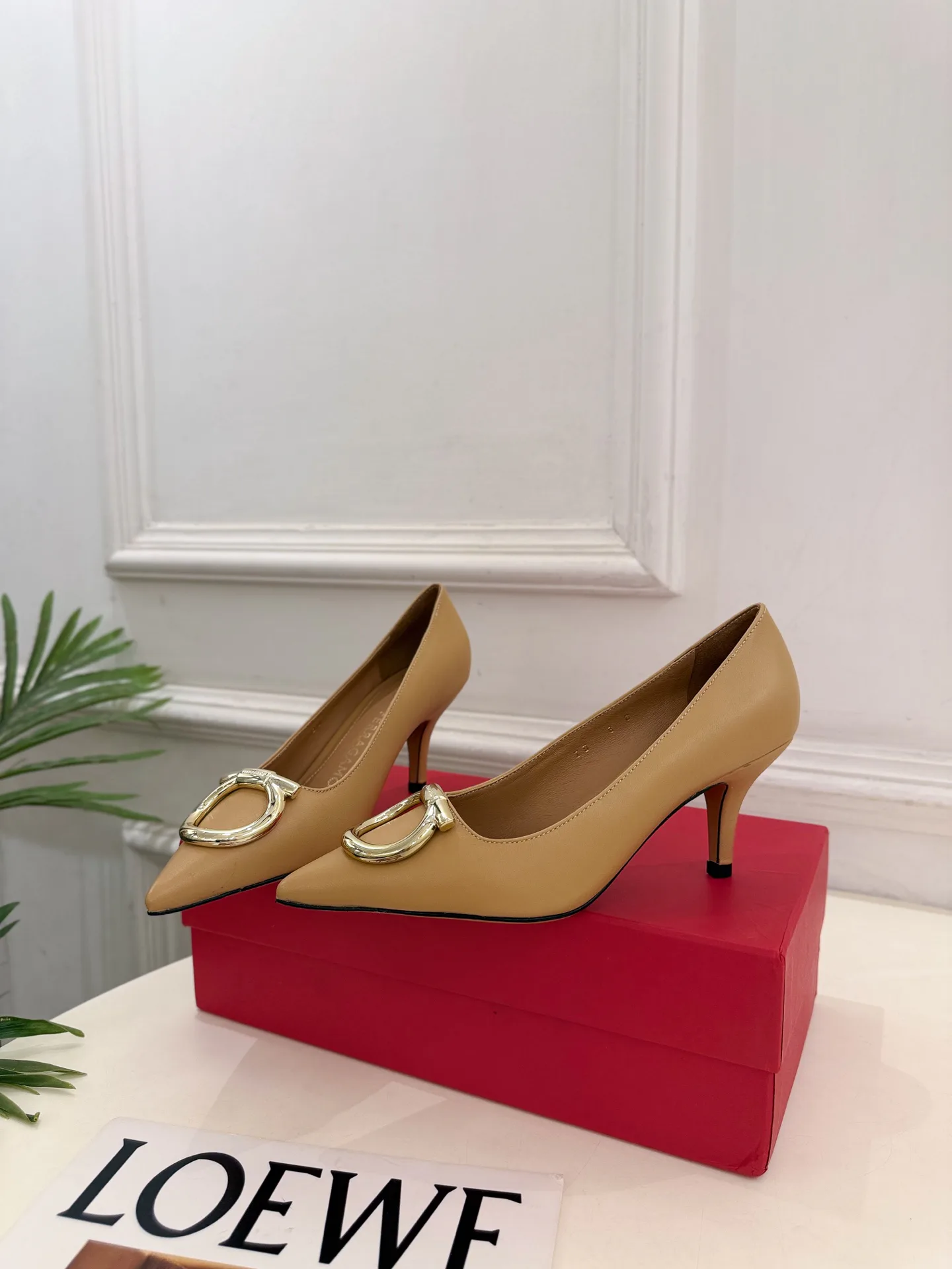 Women's Heels SALVATORE FERRAGAMO 18034101