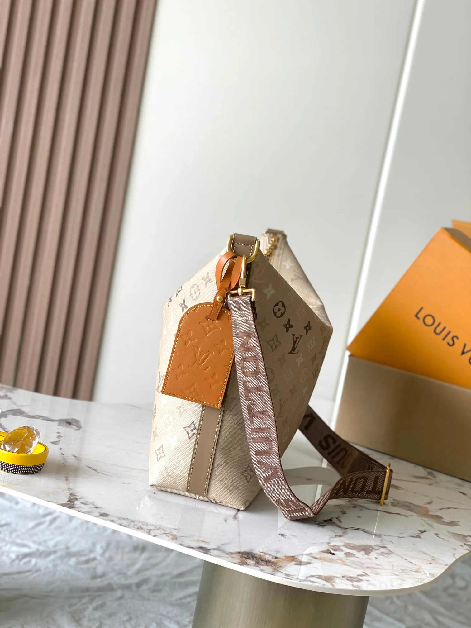 Women's Classic Handbags LOUIS VUITTON 17979955