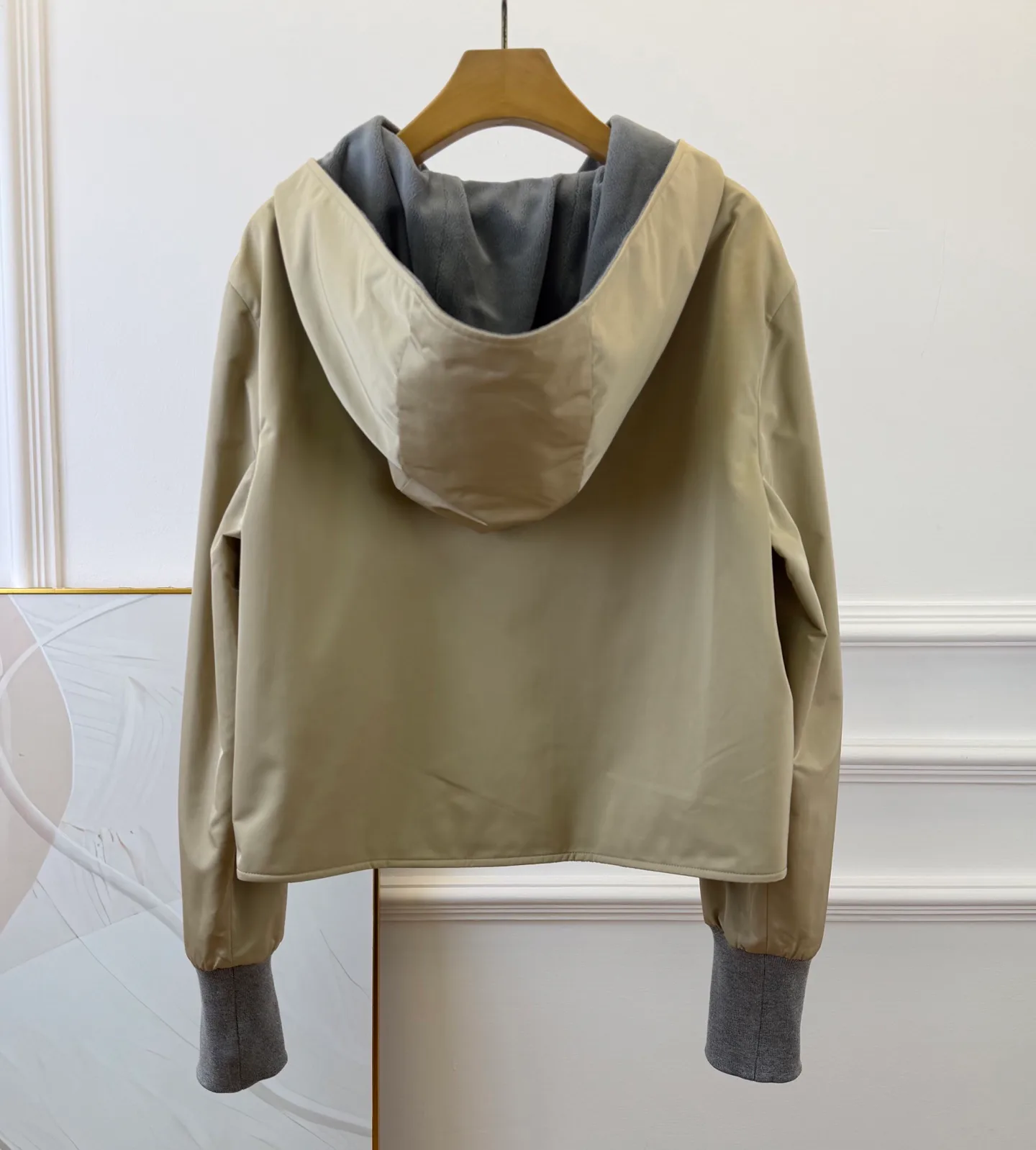 Women's Jackets And Down Jackets MIU MIU 18524962
