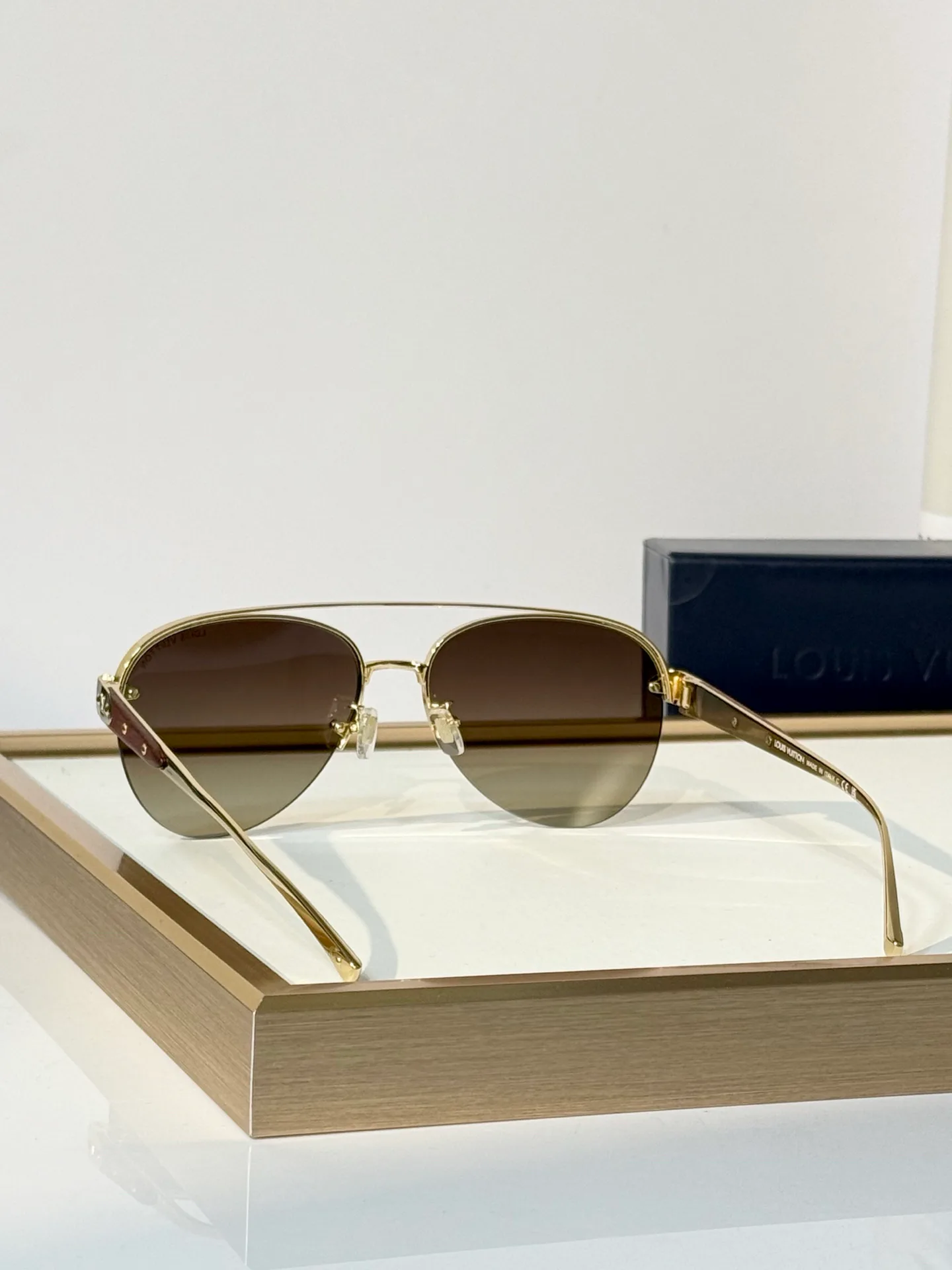 Glasses LOUIS VUITTON 18453226