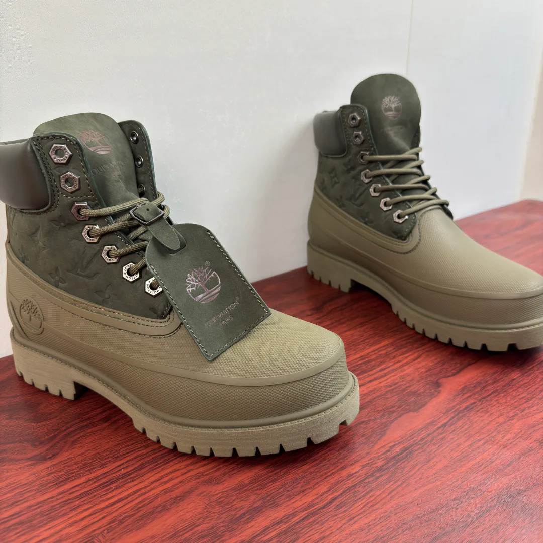 Men's Ankle Boots LOUIS VUITTON 18230770