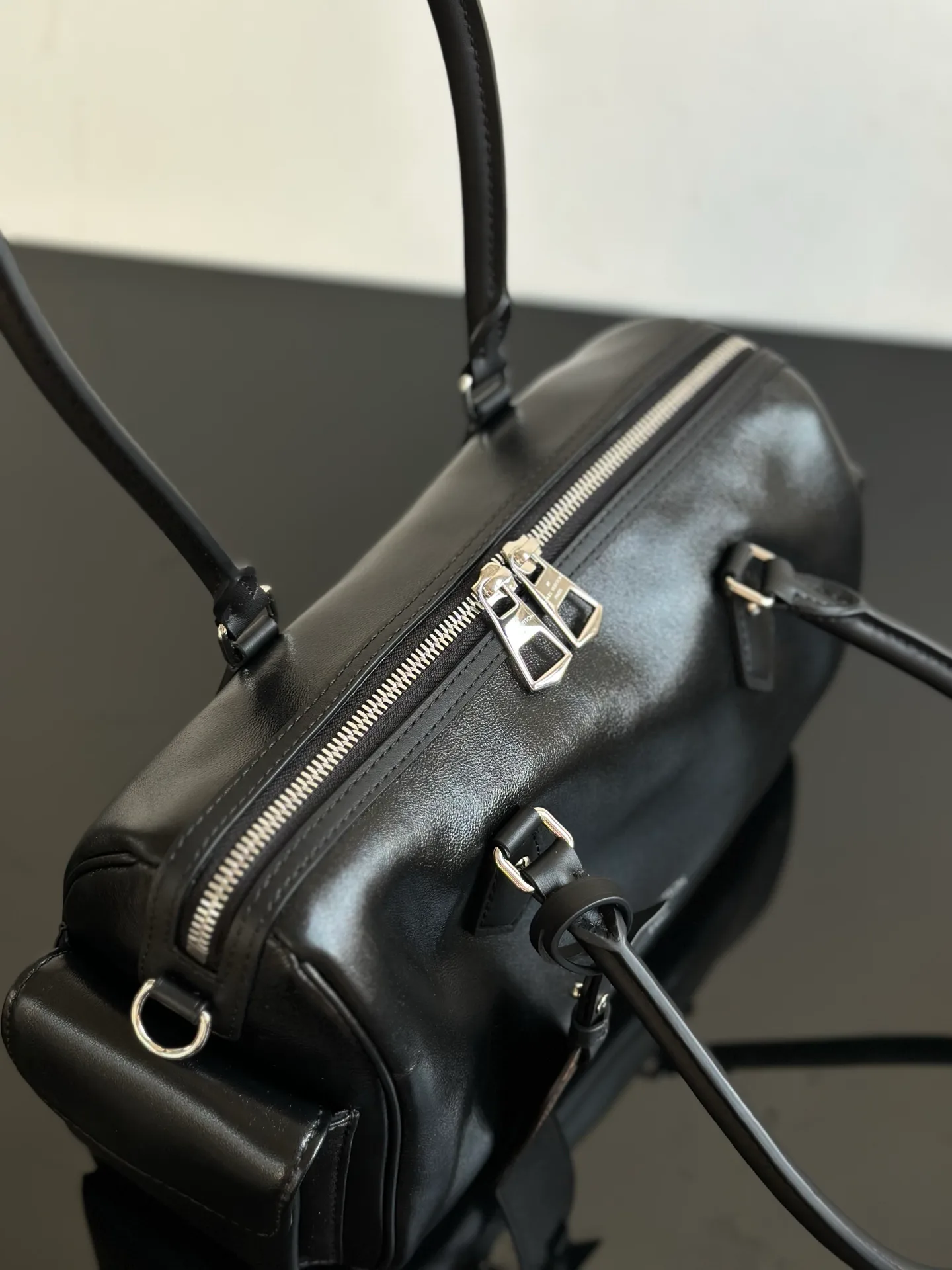Women's Classic Handbags LOUIS VUITTON 18376579