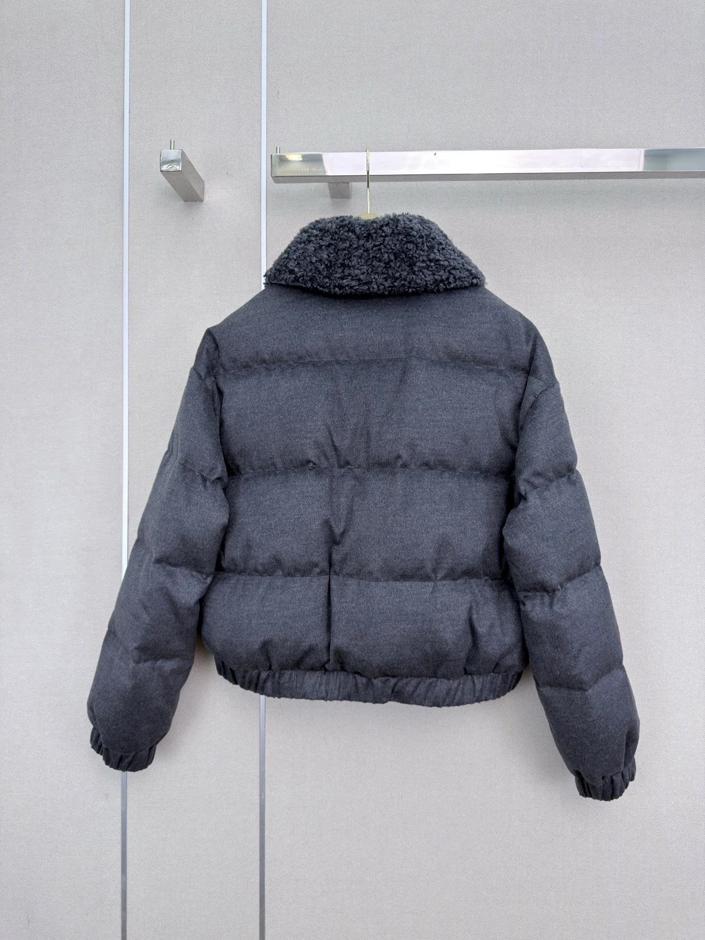 Women's Jackets And Down Jackets BRUNELLO CUCINELLI 18185771