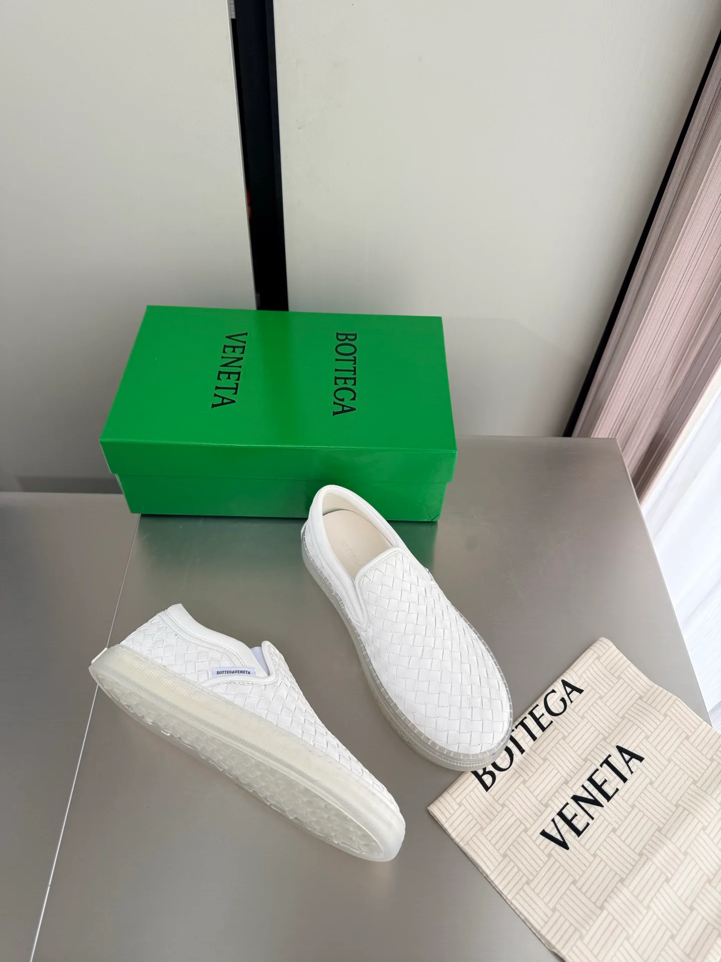 Women's Sneakers BOTTEGA VENETA 17722640