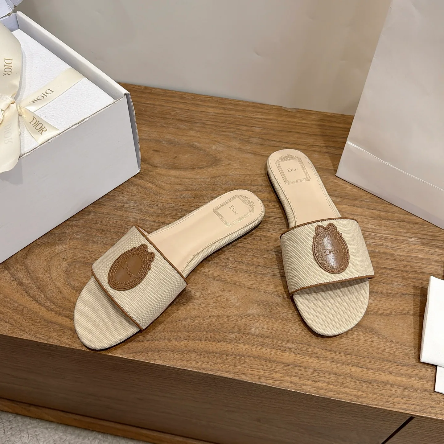 Women's Flip-Flops CHRISTIAN DIOR 17947081