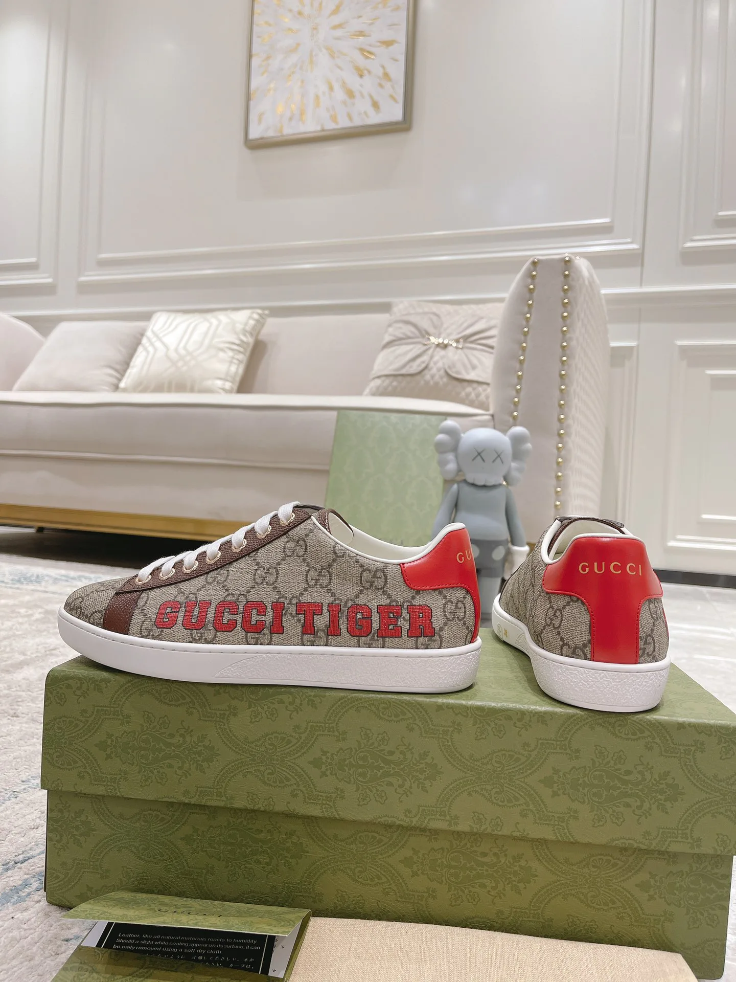 Women's Sneakers GUCCI 17620408