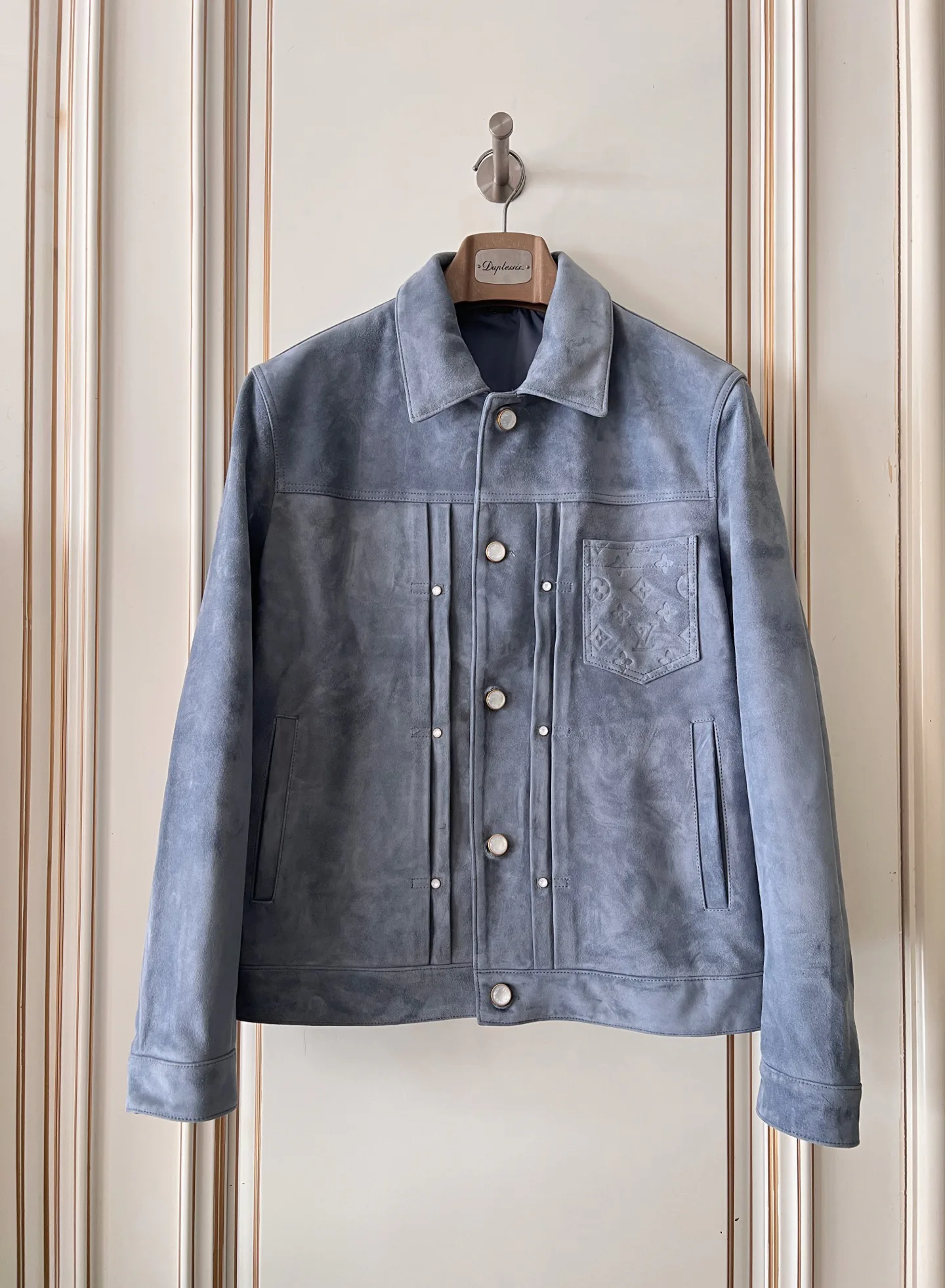 Women's Leather Jackets And Sheepskin Coats LOUIS VUITTON 18409015