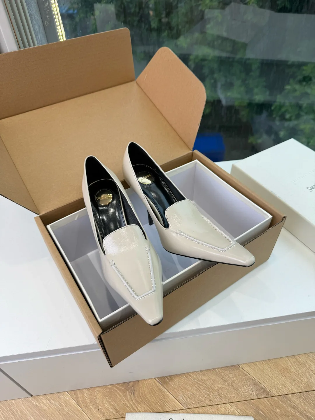 Women's Heels SAINT LAURENT 18104140