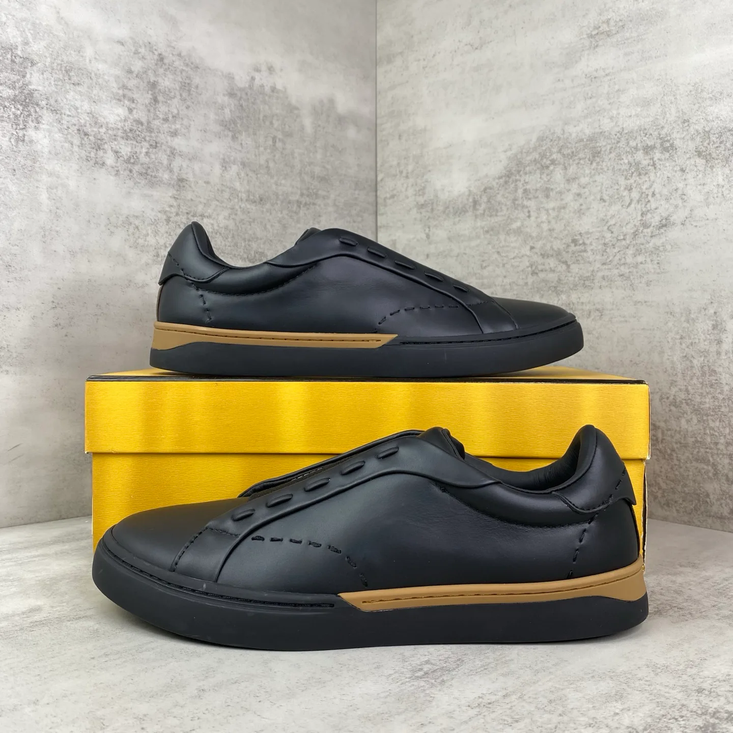 Men's Sneakers FENDI 17829621