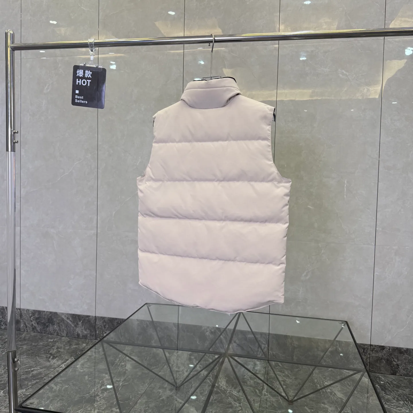 Women's Vests CANADA GOOSE 17949429