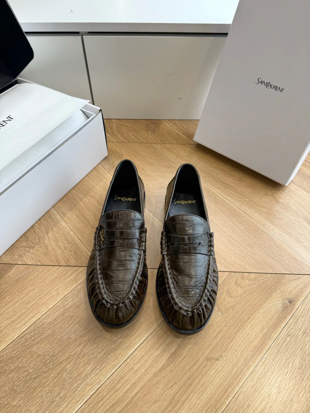 Men's Loafers And Dress Shoes SAINT LAURENT 17781552