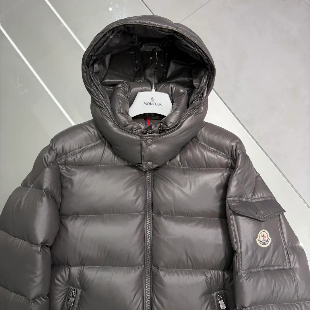 Men's Jackets And Down Jackets MONCLER 17917624