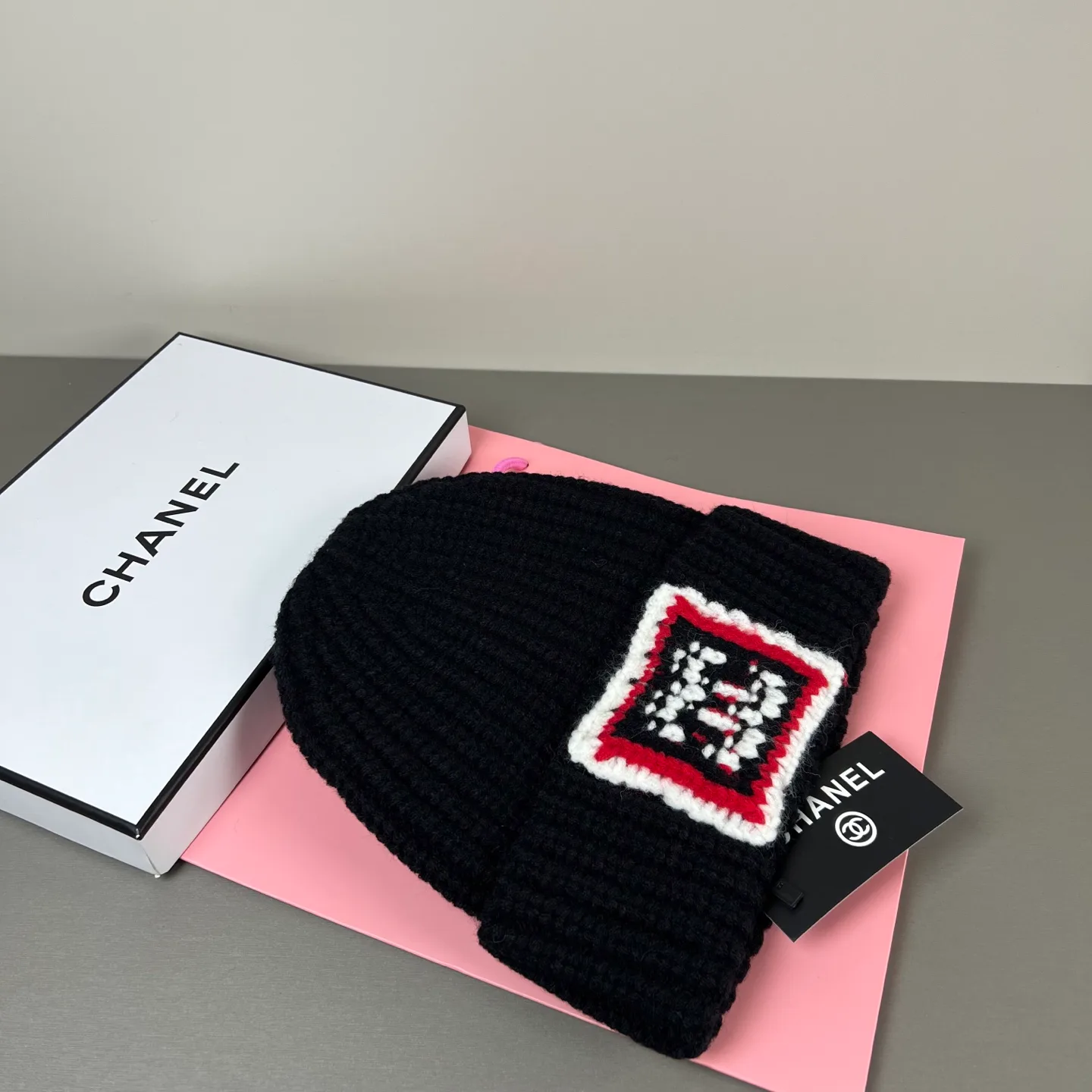 Hats CHANEL 18093228