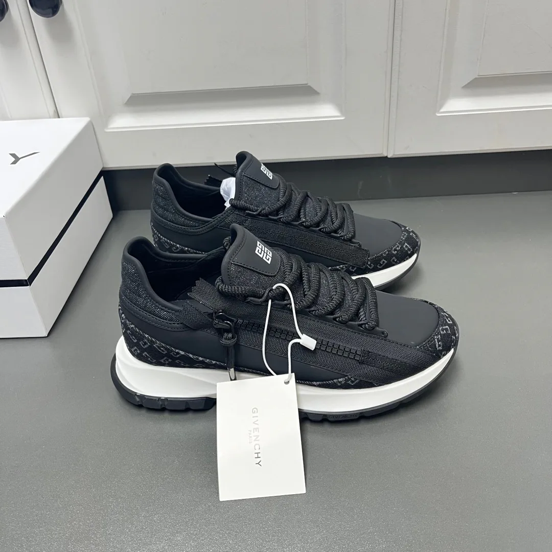 Men's Sneakers GIVENCHY 18500199