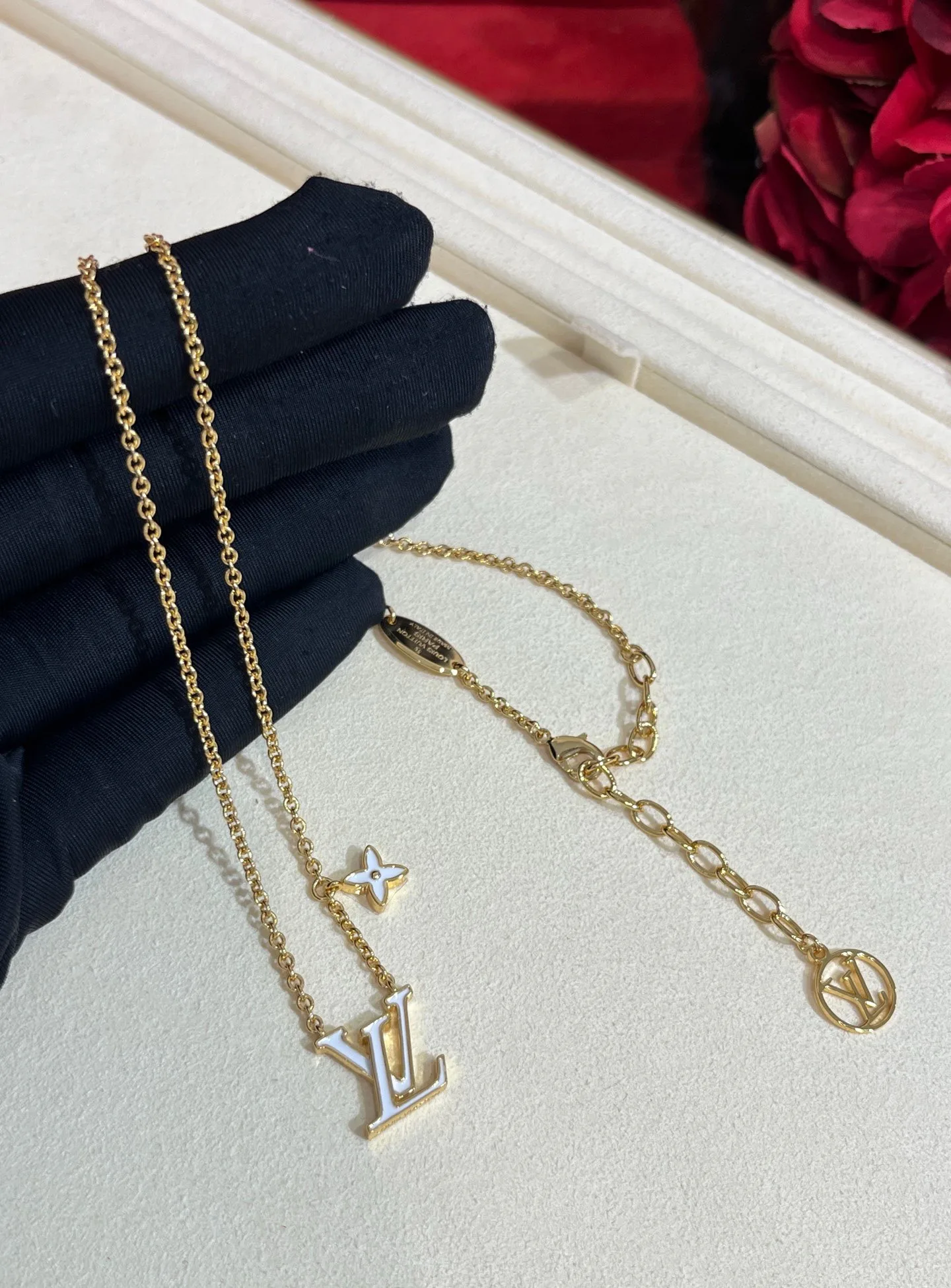 Jewelry LOUIS VUITTON 17819352