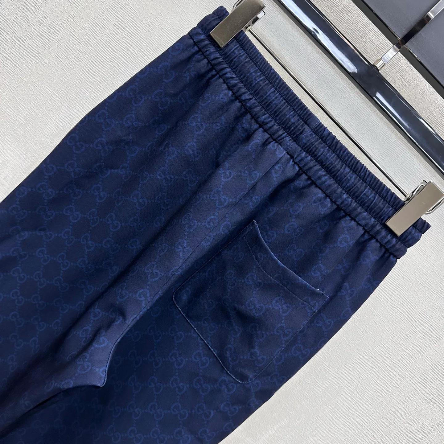 Women's Trousers GUCCI 18038437