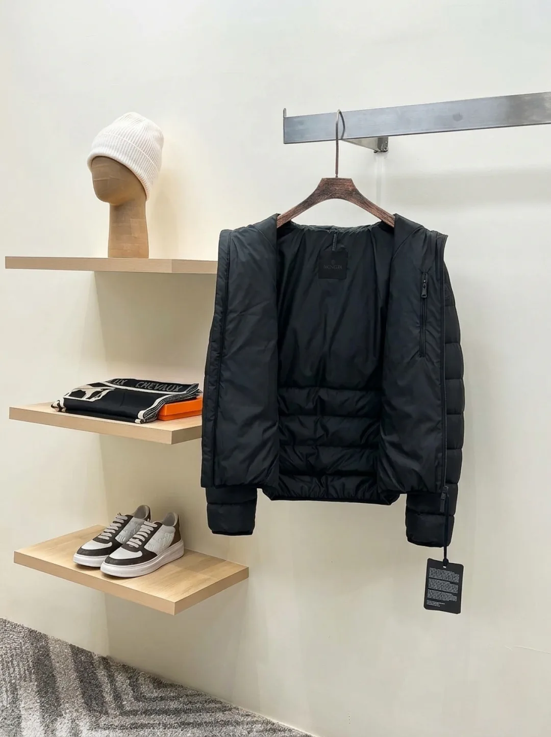 Куртки И Пуховики Мужские Moncler 18596622