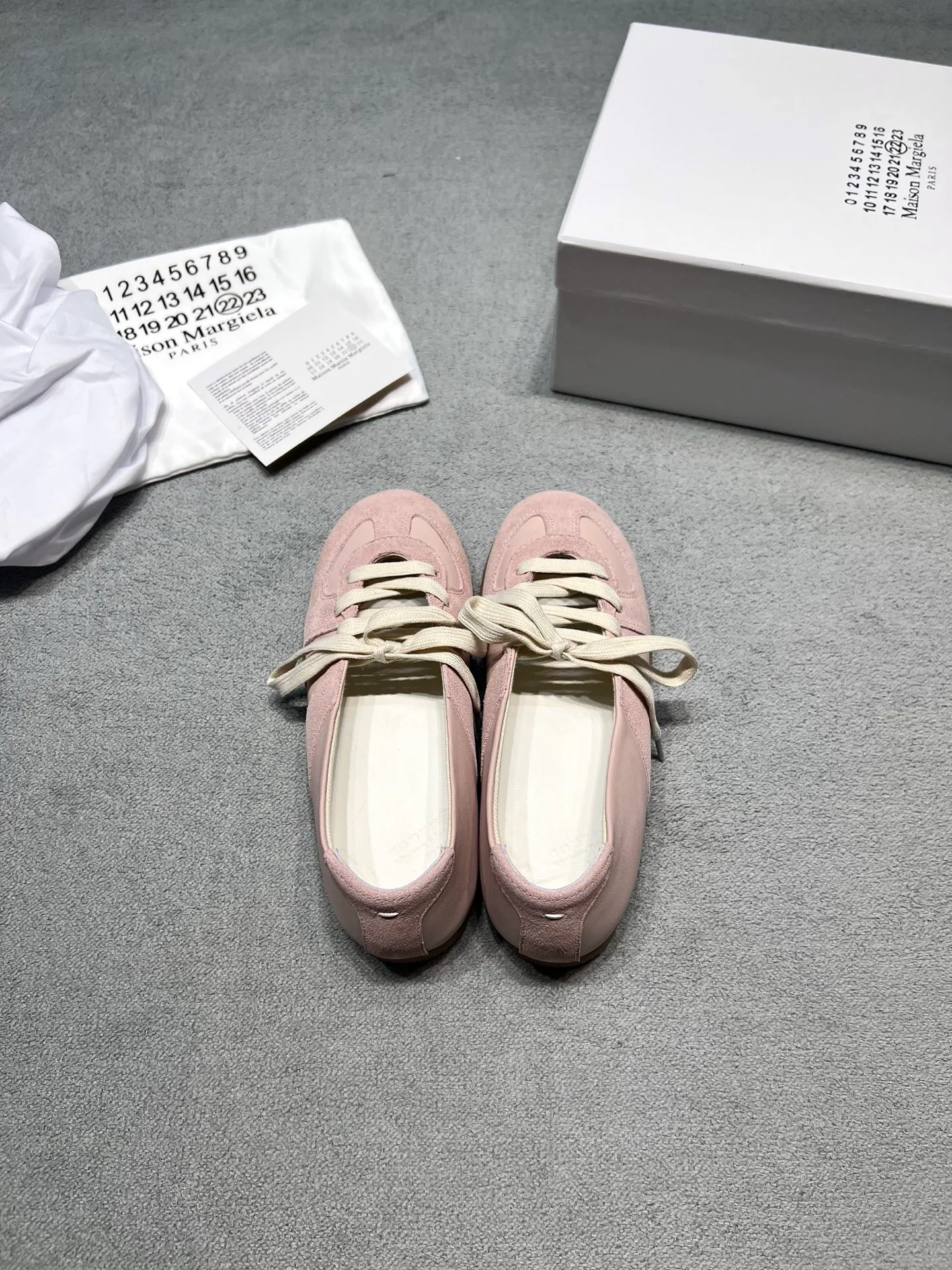 Women's Sneakers MAISON MARGIELA 18366868