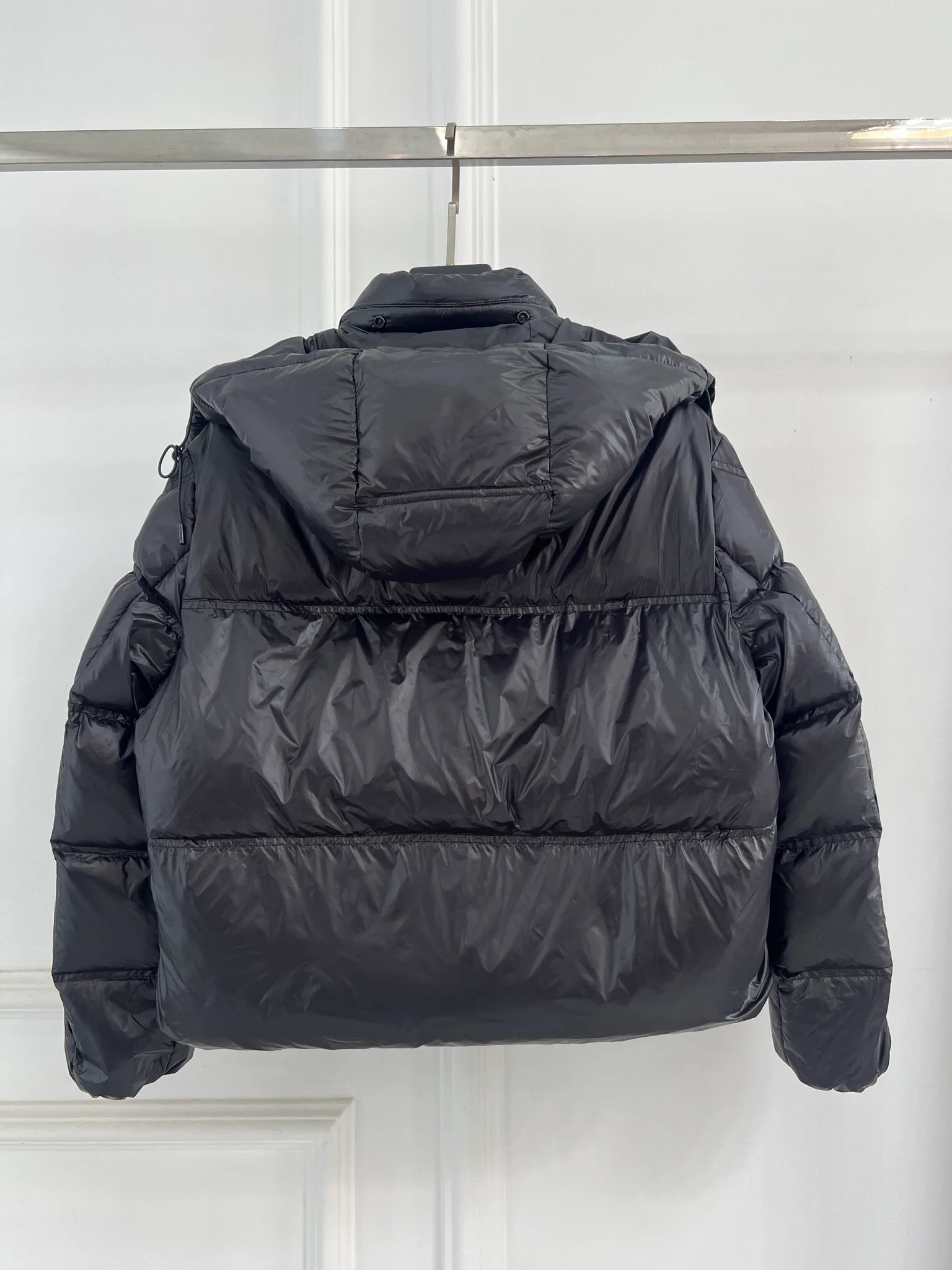 Women's Jackets And Down Jackets MONCLER 18416178