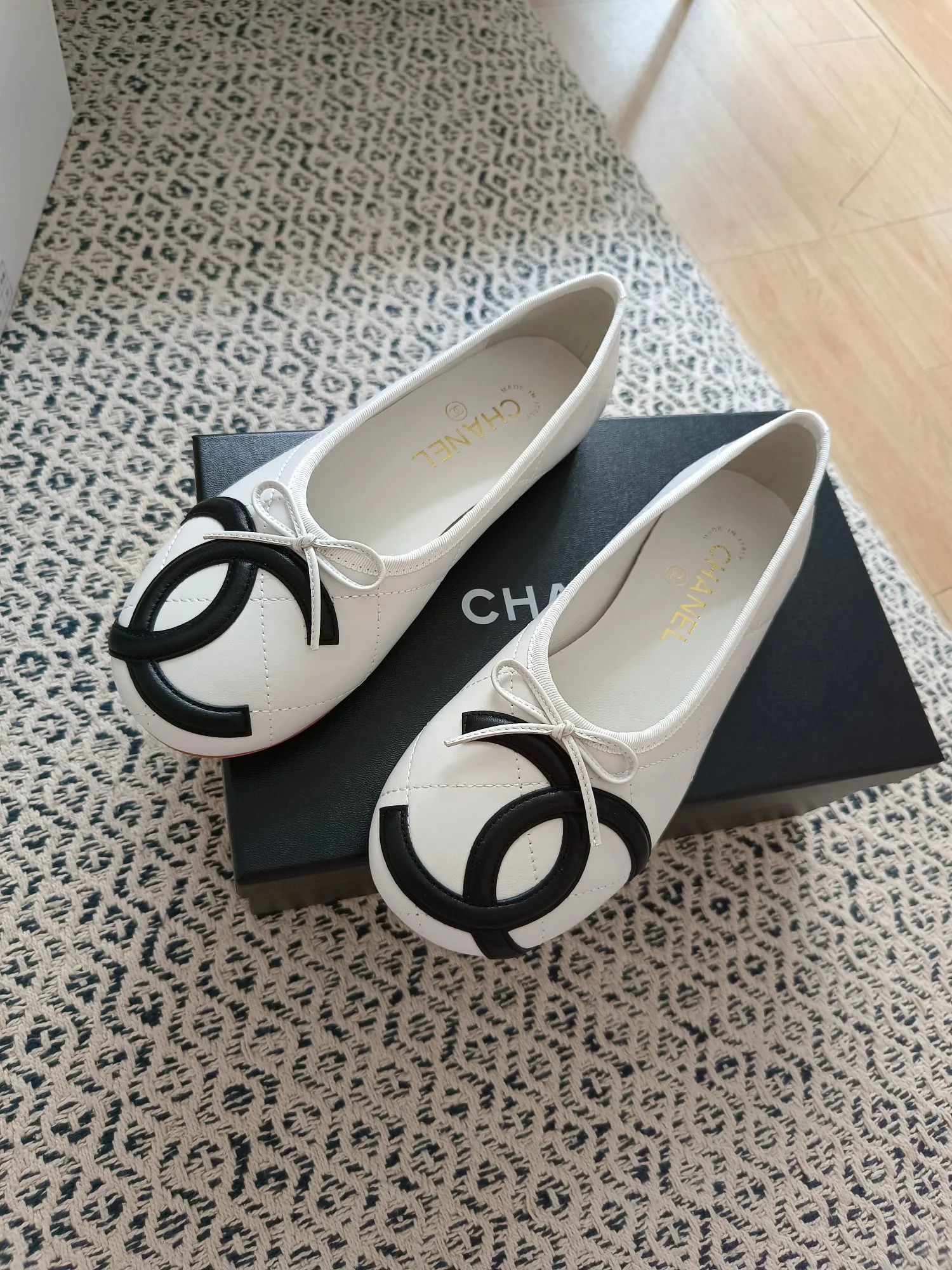 Women's Ballet Flats CHANEL 18475356