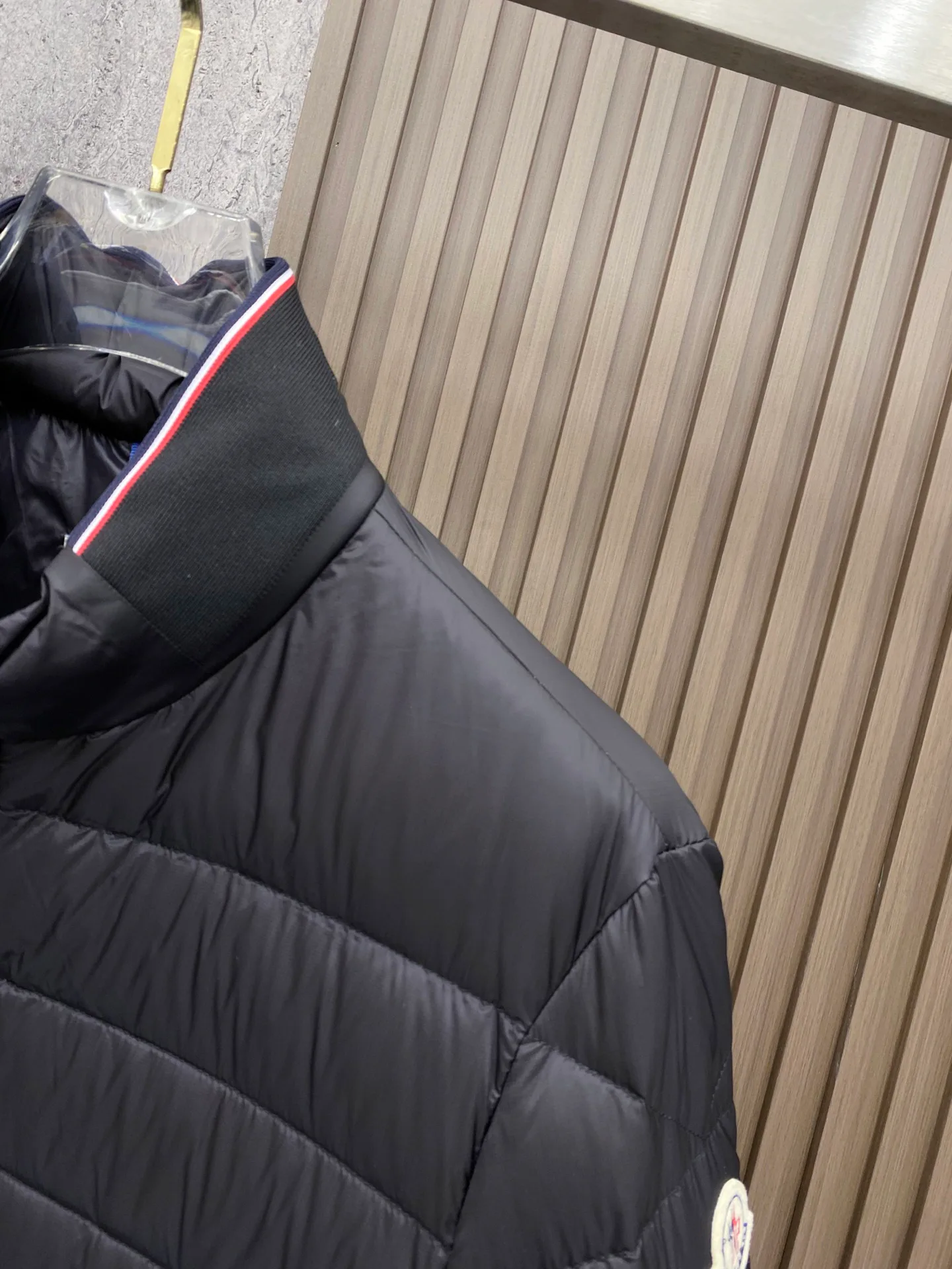 Куртки И Пуховики Мужские Moncler 18596389