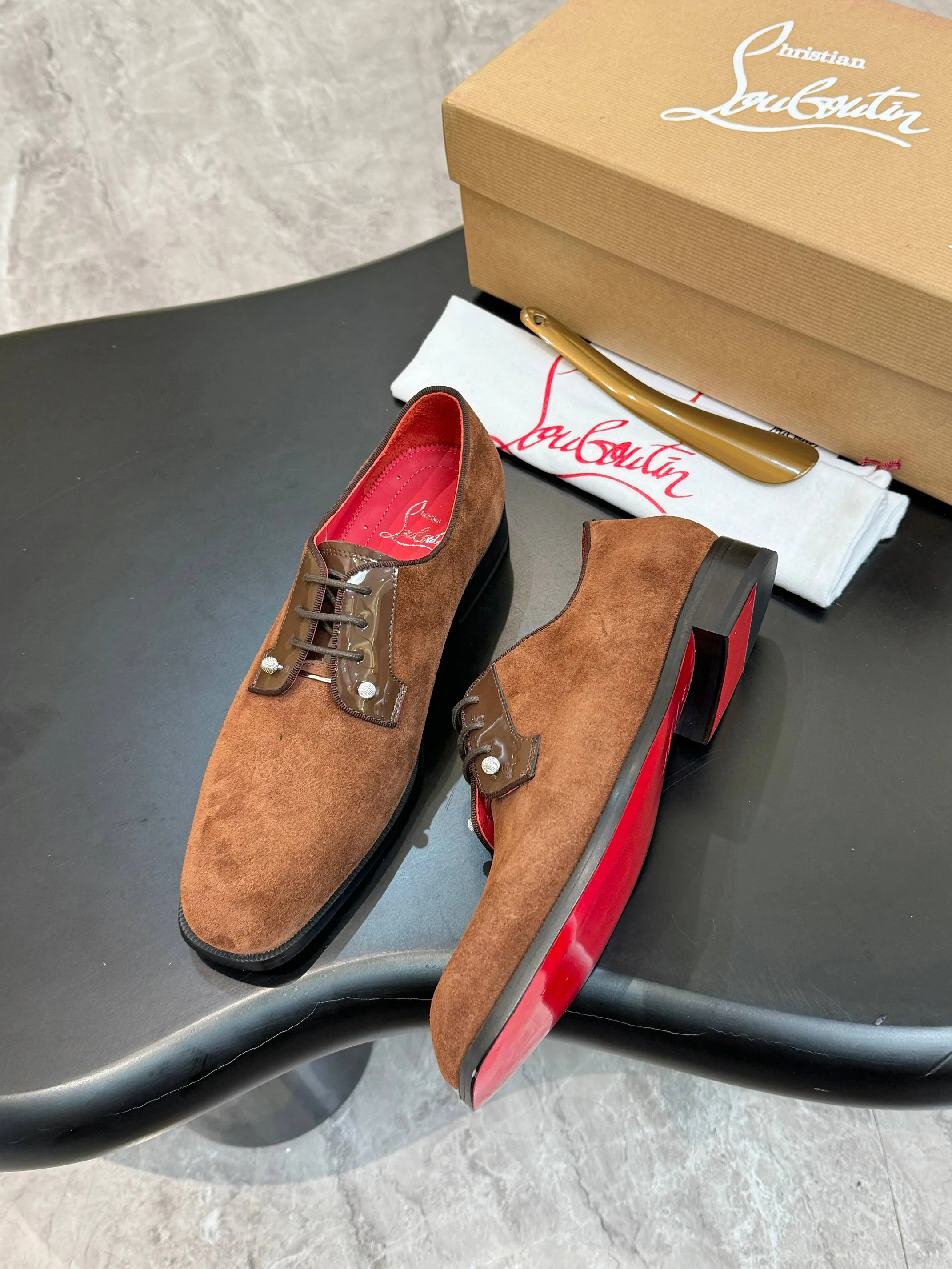 Men's Loafers And Dress Shoes CHRISTIAN LOUBOUTIN 18119105