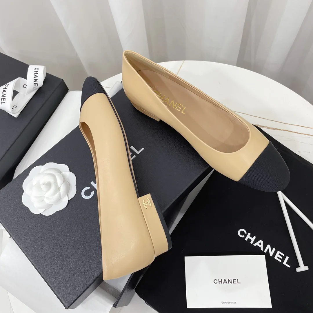 Women's Heels CHANEL 18083196