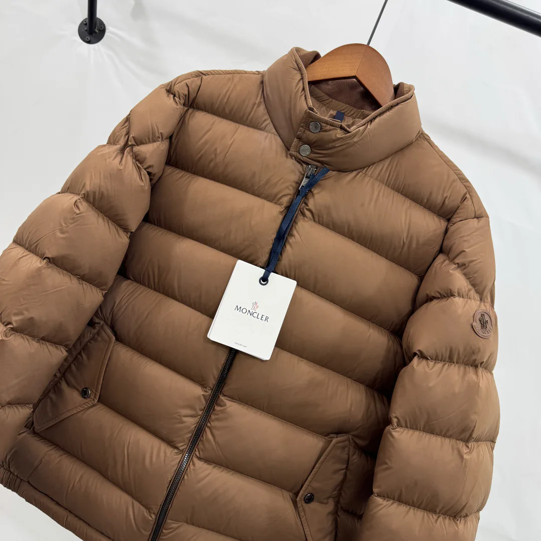 Men's Jackets And Down Jackets MONCLER 17827410