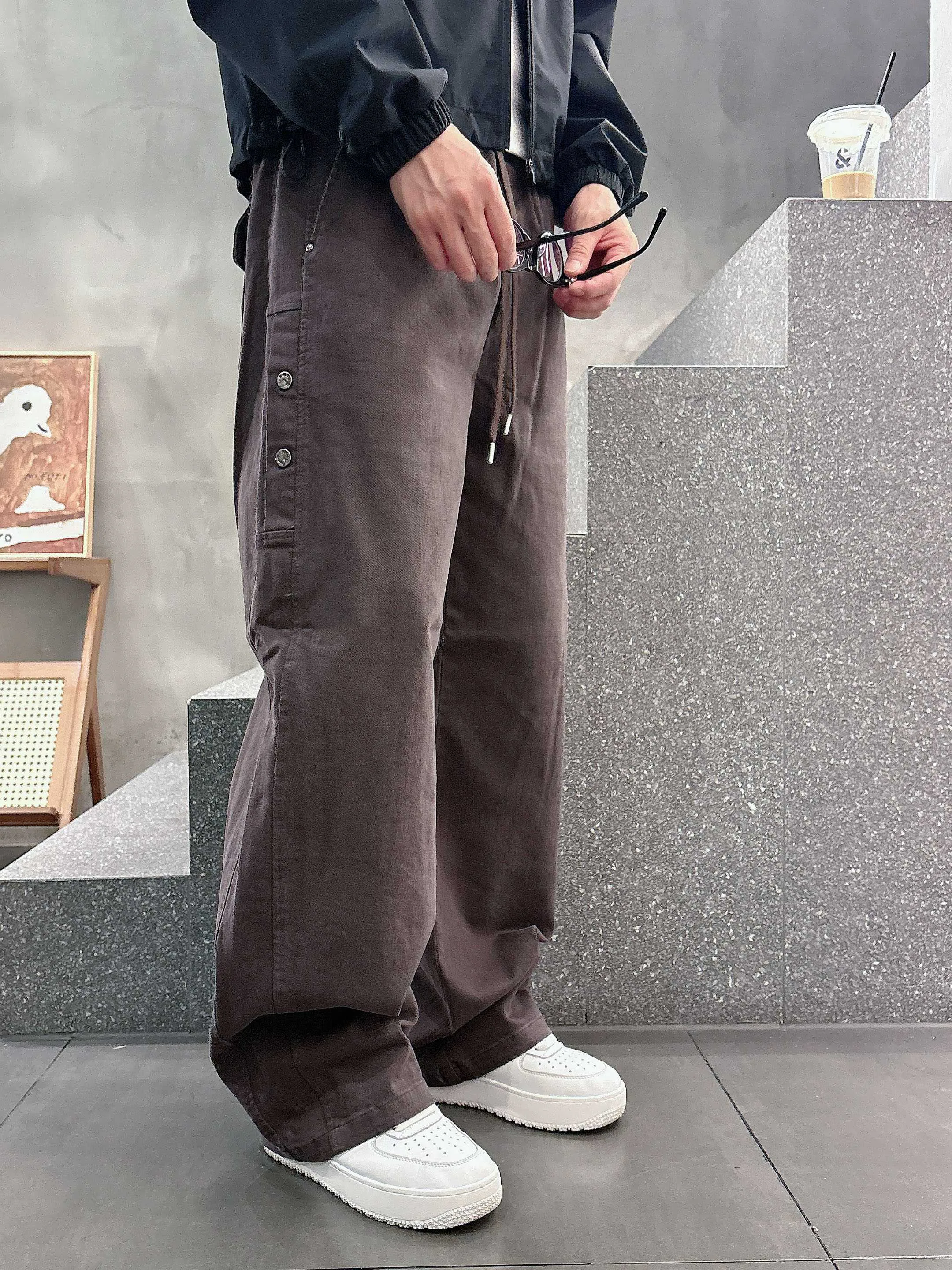 Men's Trousers LOUIS VUITTON 18368714