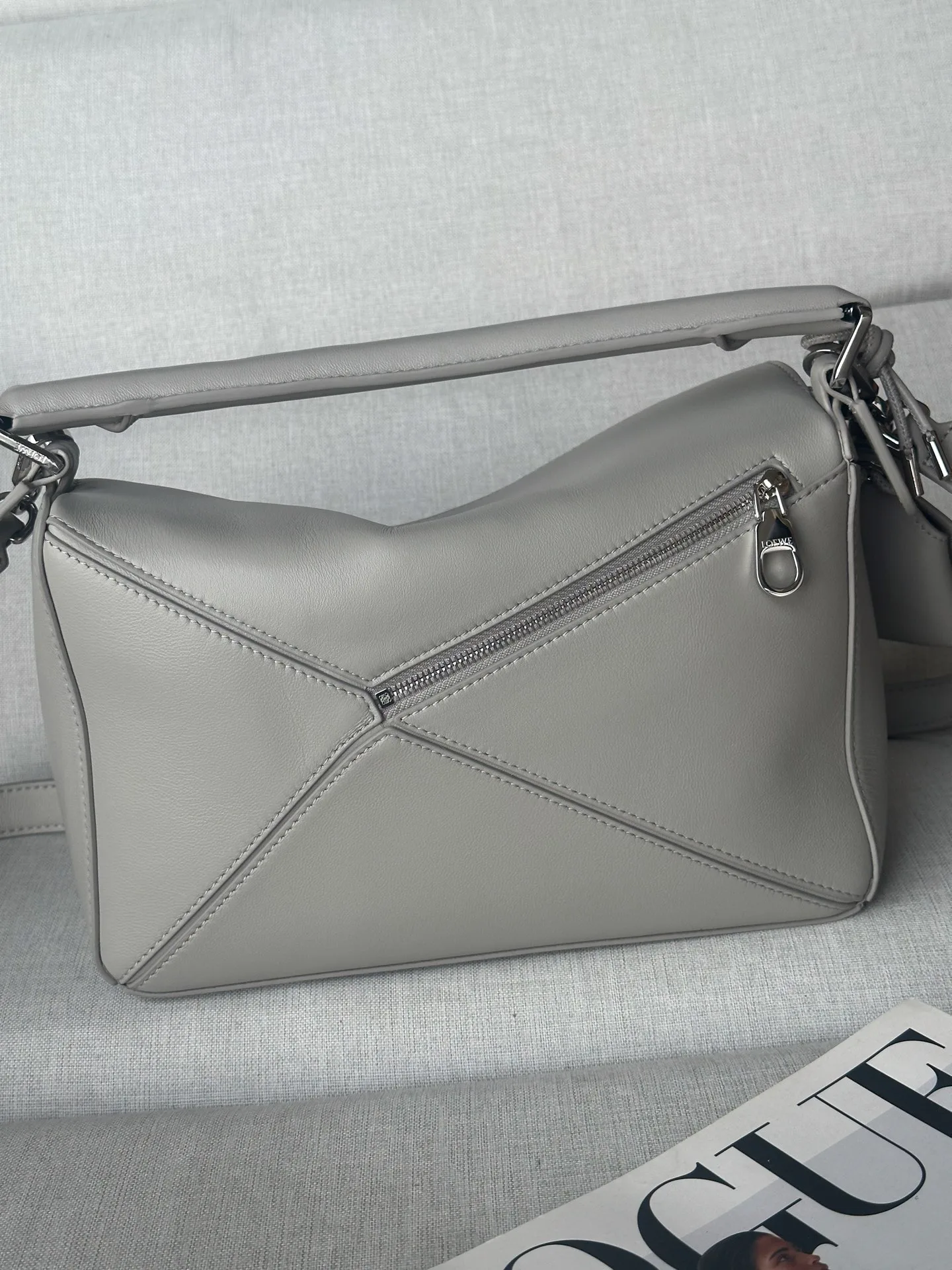 Women's Classic Handbags LOEWE 18434824