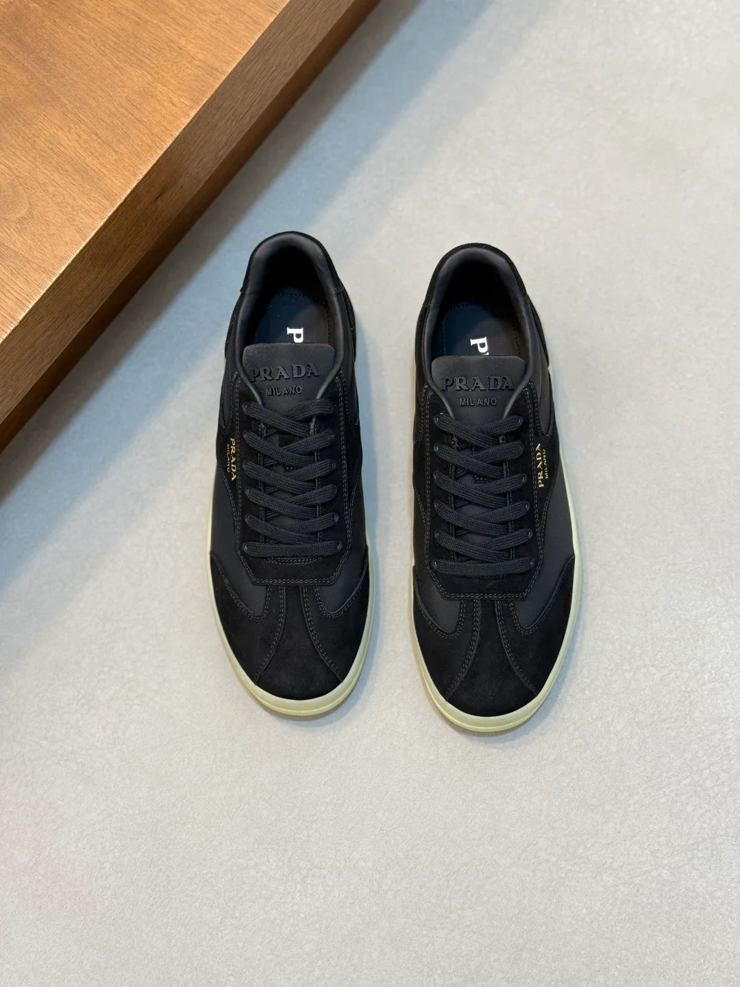 Men's Sneakers PRADA 17809349