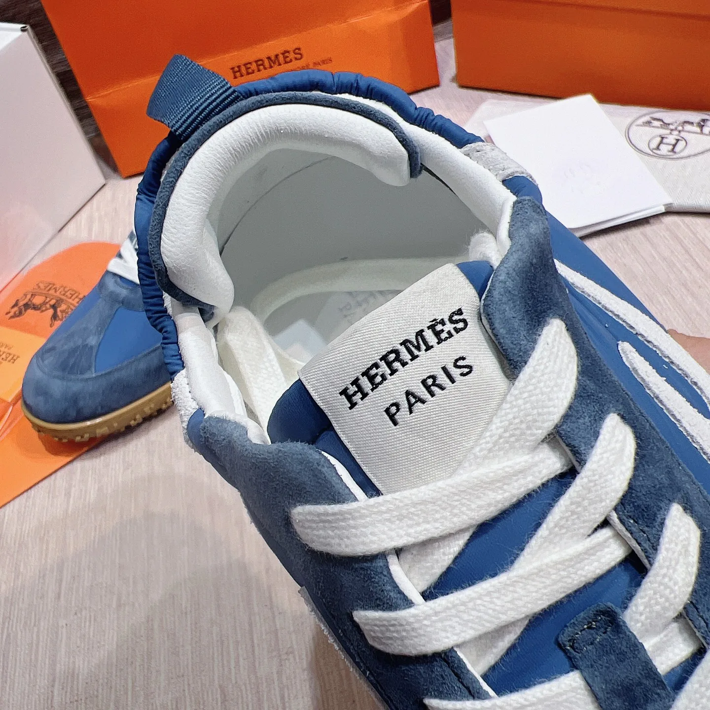Women's Sneakers HERMES 17749544