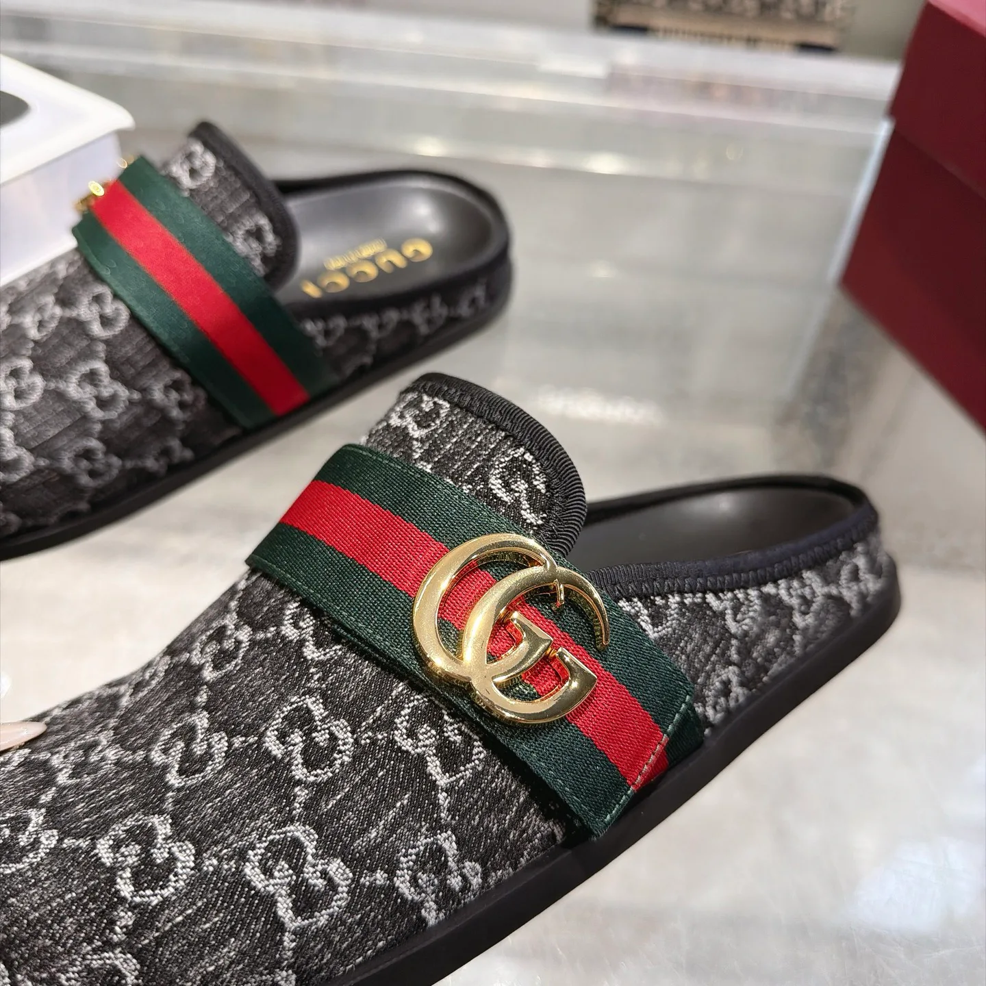 Women's Mules And Clogs GUCCI 18449712