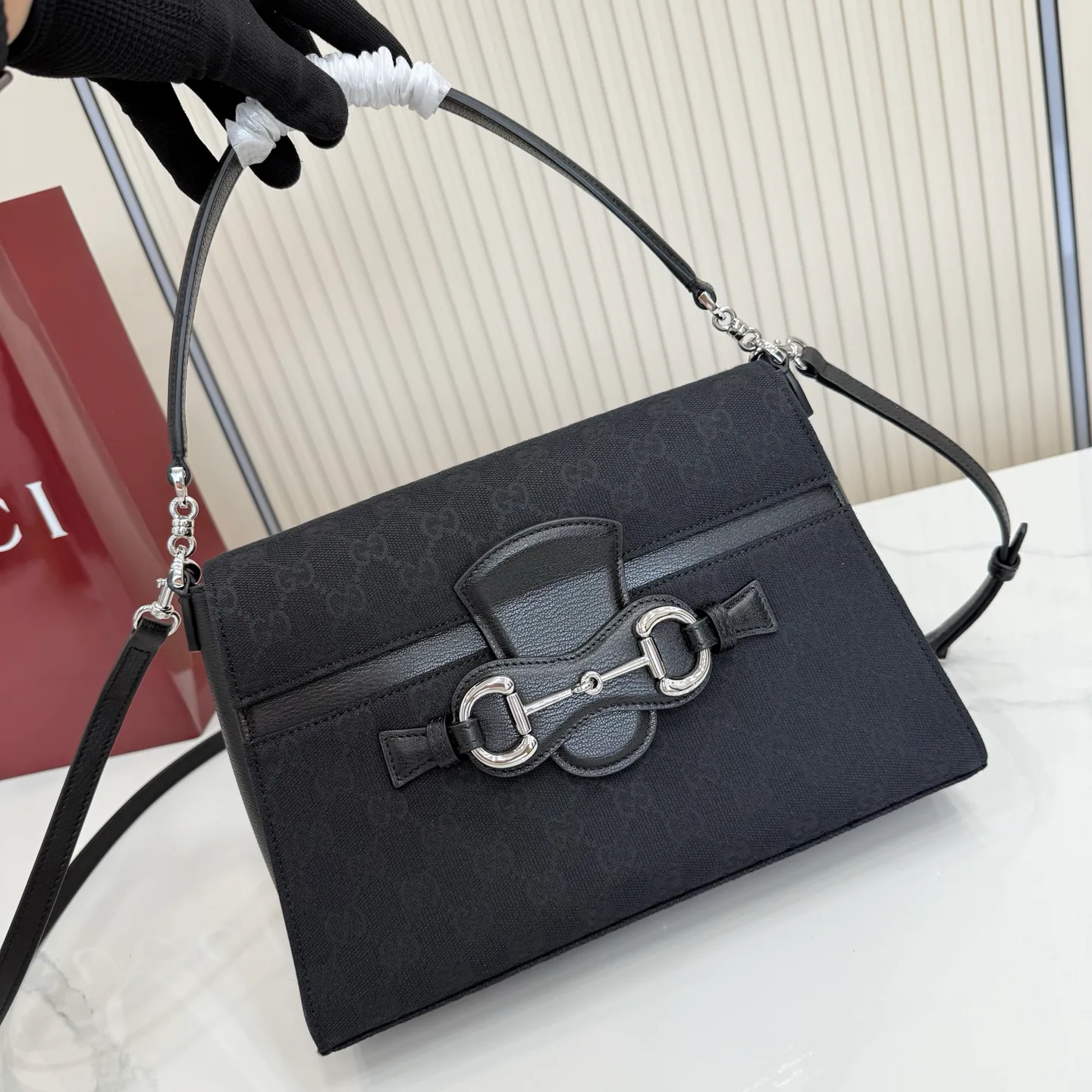 Women's Classic Handbags GUCCI 17947727
