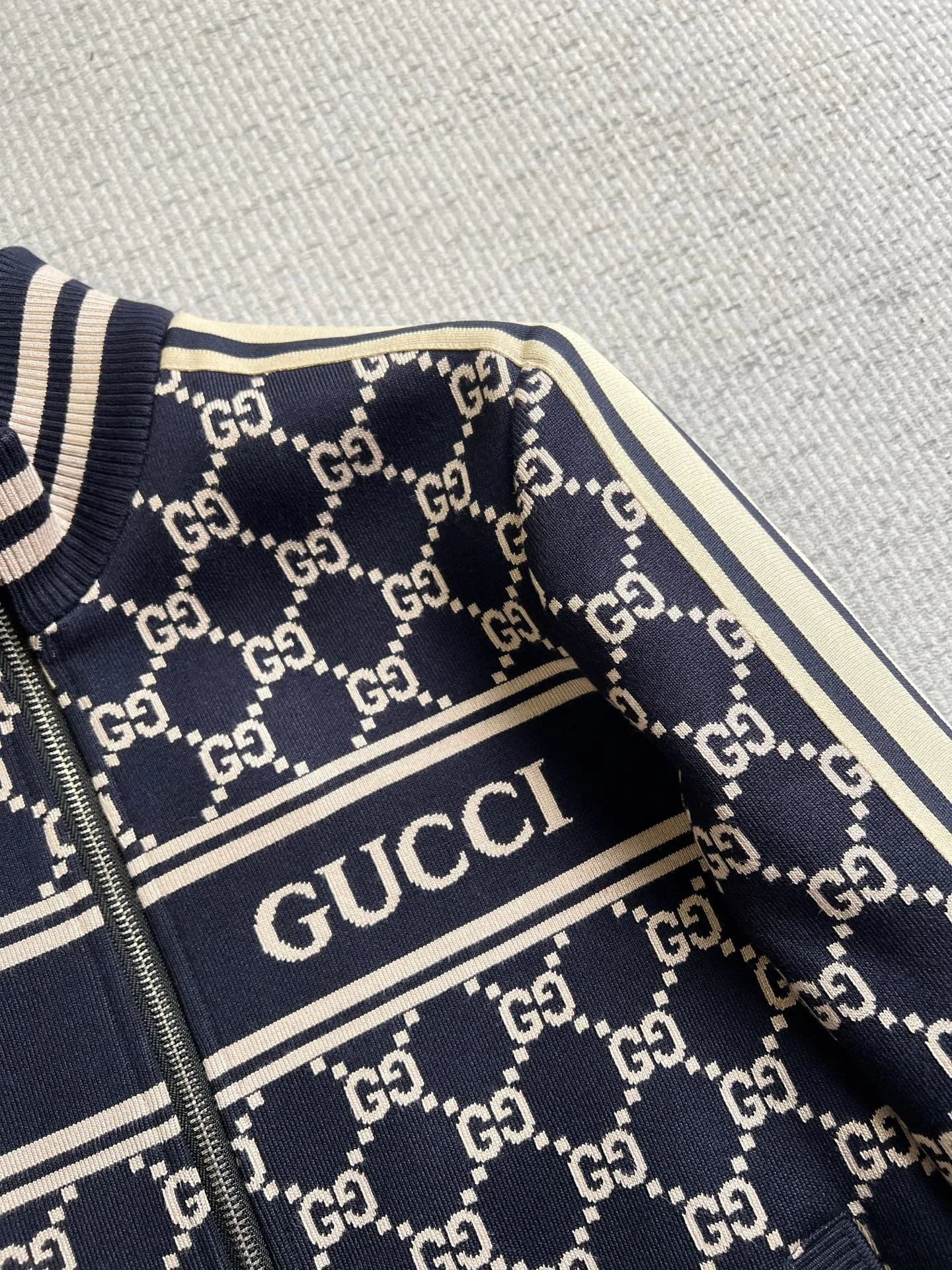 Men's Jackets And Down Jackets GUCCI 18098407