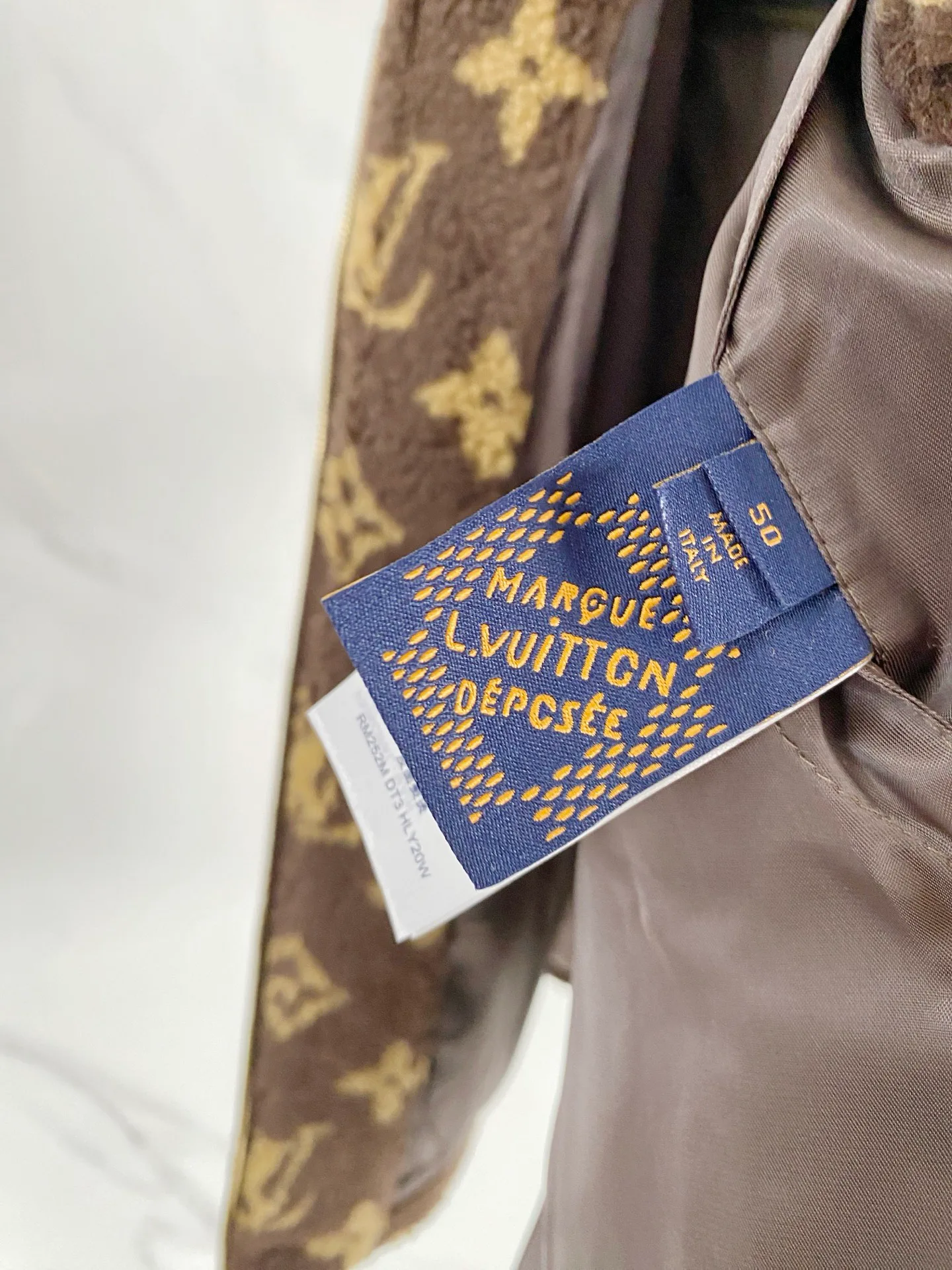 Men's Jackets And Down Jackets LOUIS VUITTON 18256365