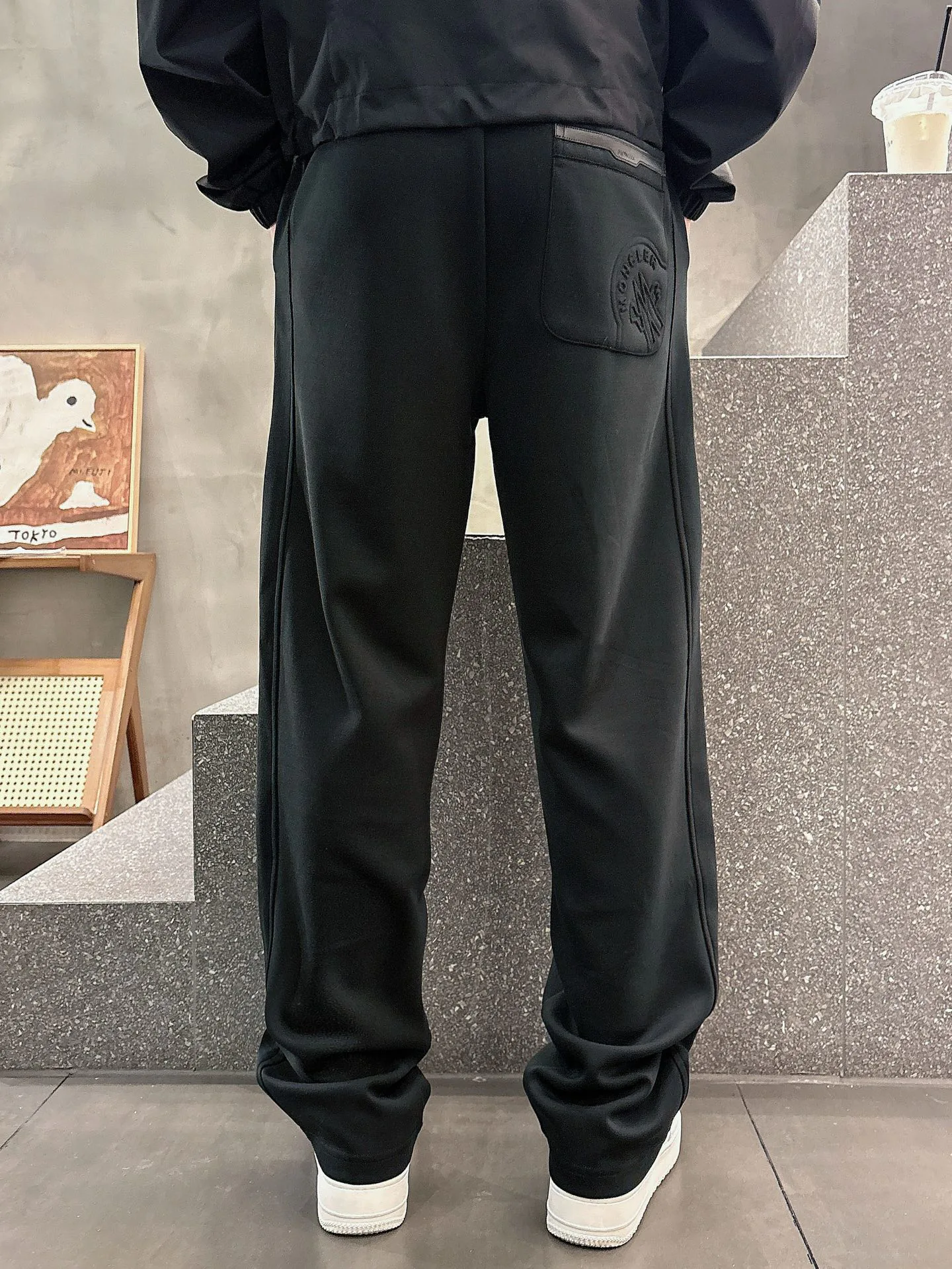 Брюки Мужские Moncler 18596868