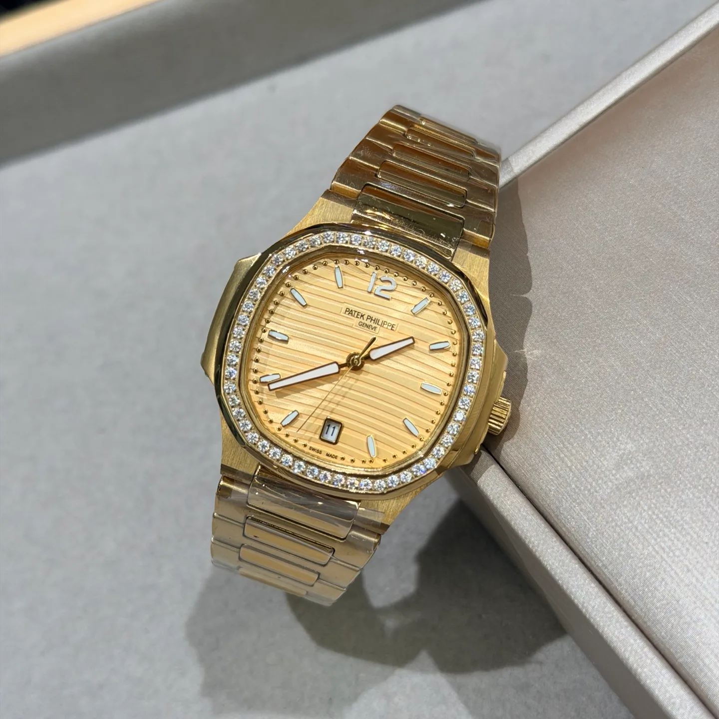 Women's Watches PATEK PHILIPPE 18362045