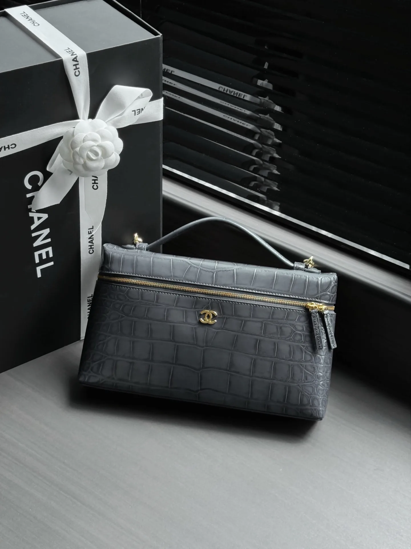 Women's Classic Handbags CHANEL 18147817
