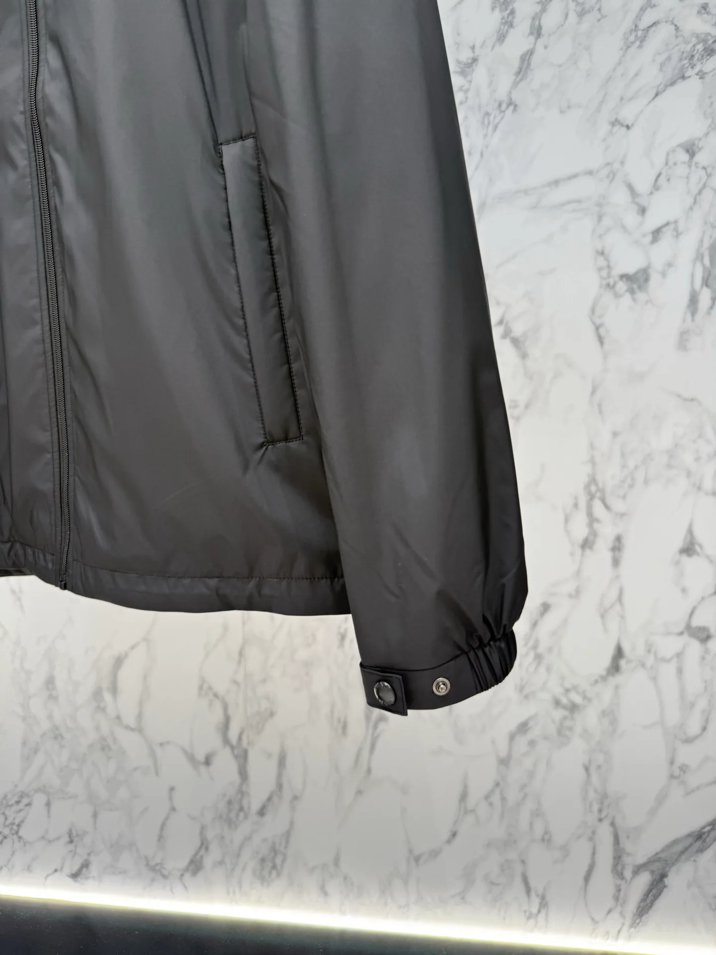 Women's Jackets And Down Jackets PRADA 17944117