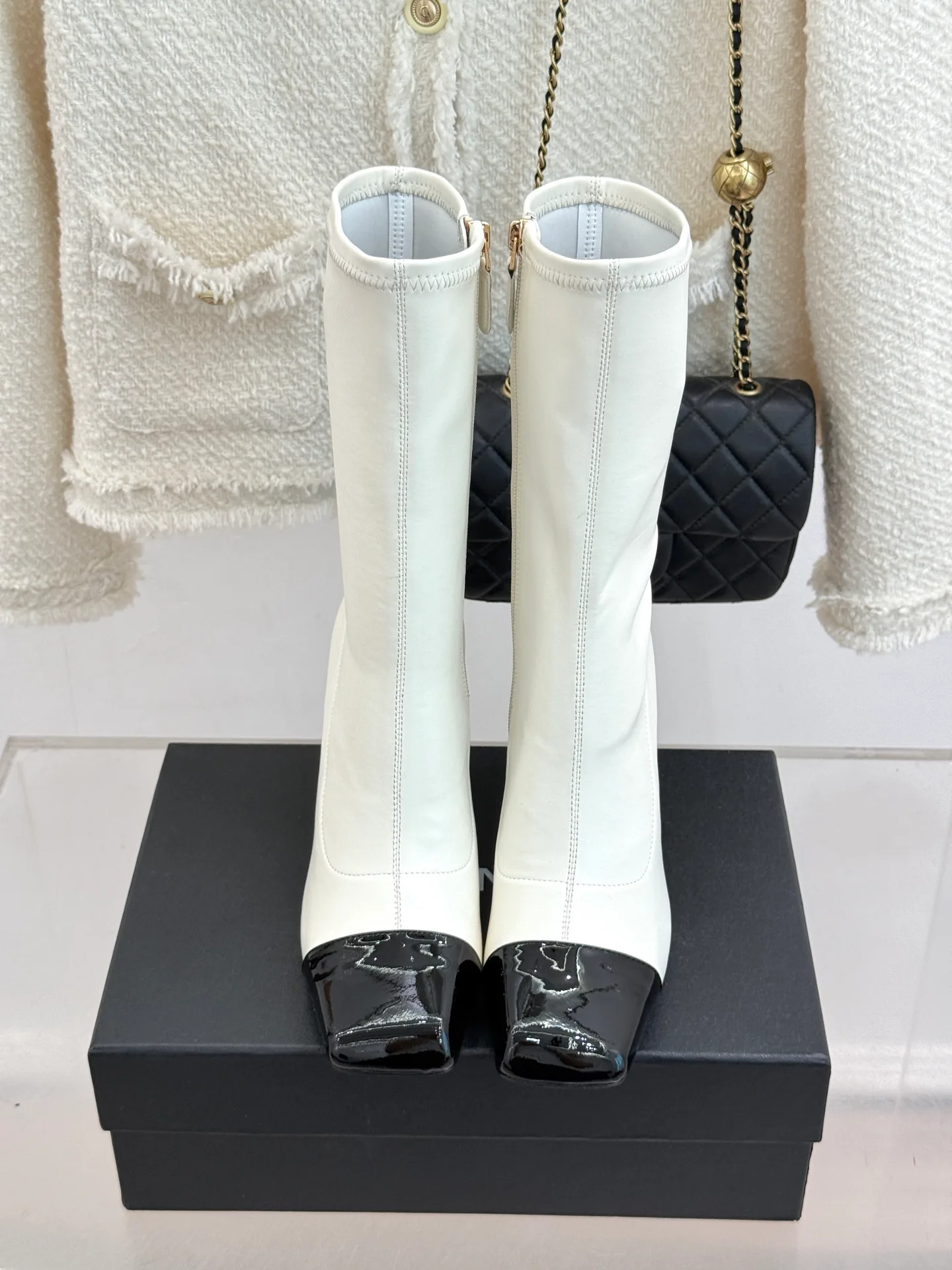 Сапоги Женские Chanel 18582922