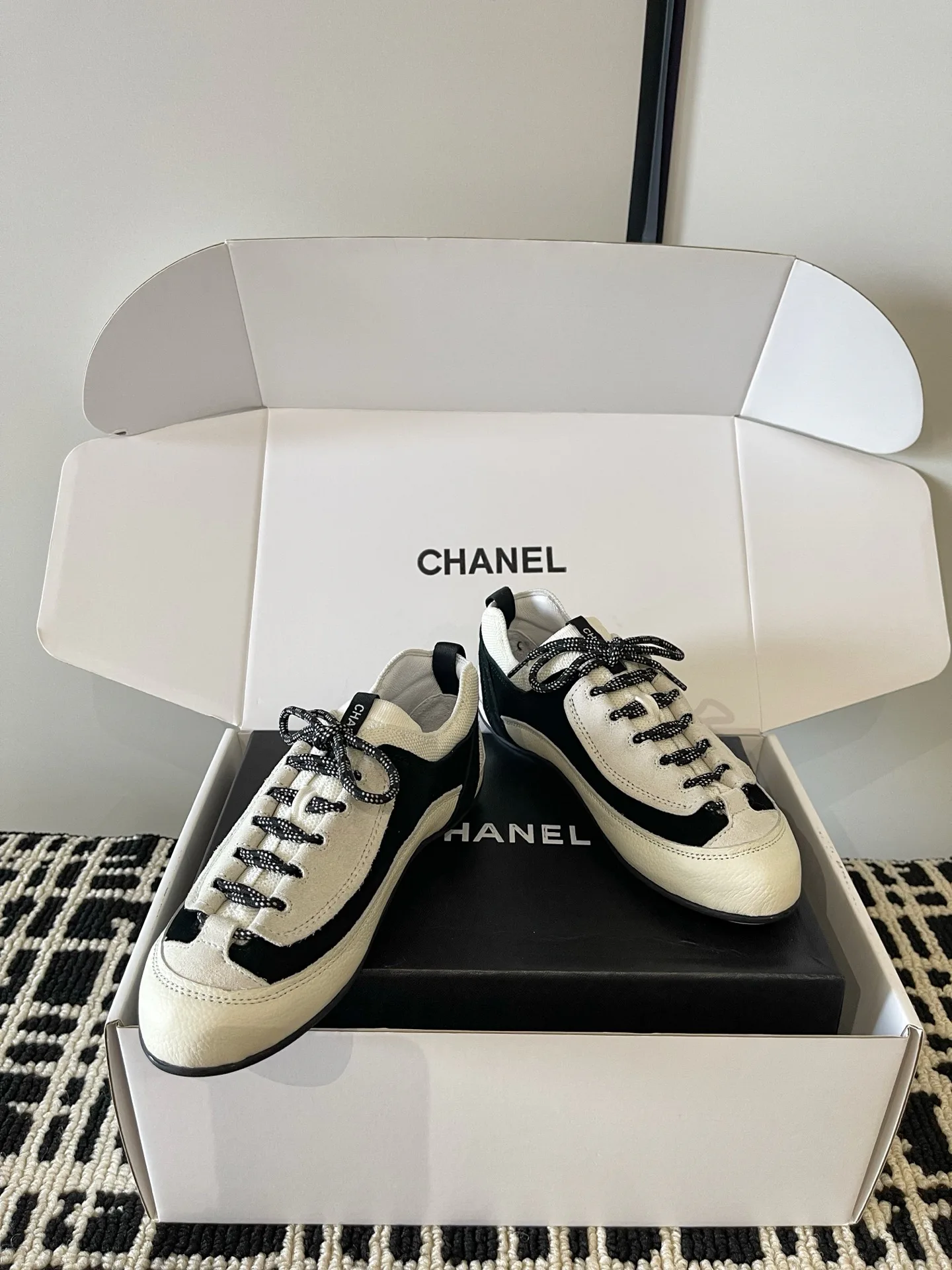 Women's Sneakers CHANEL 17866982