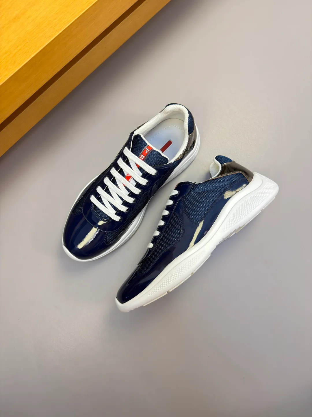 Men's Sneakers PRADA 17955080