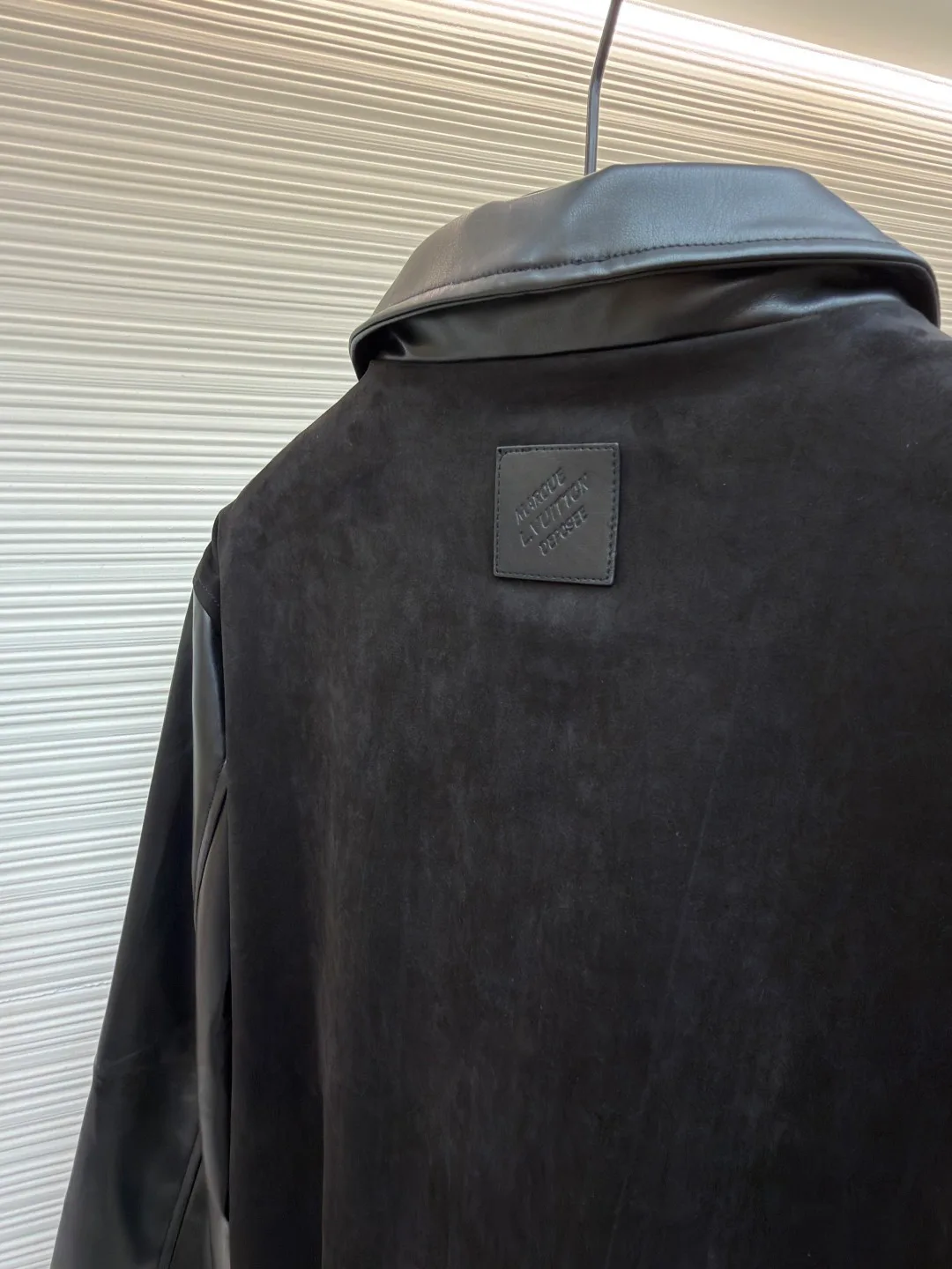 Men's Jackets And Down Jackets LOUIS VUITTON 18153839