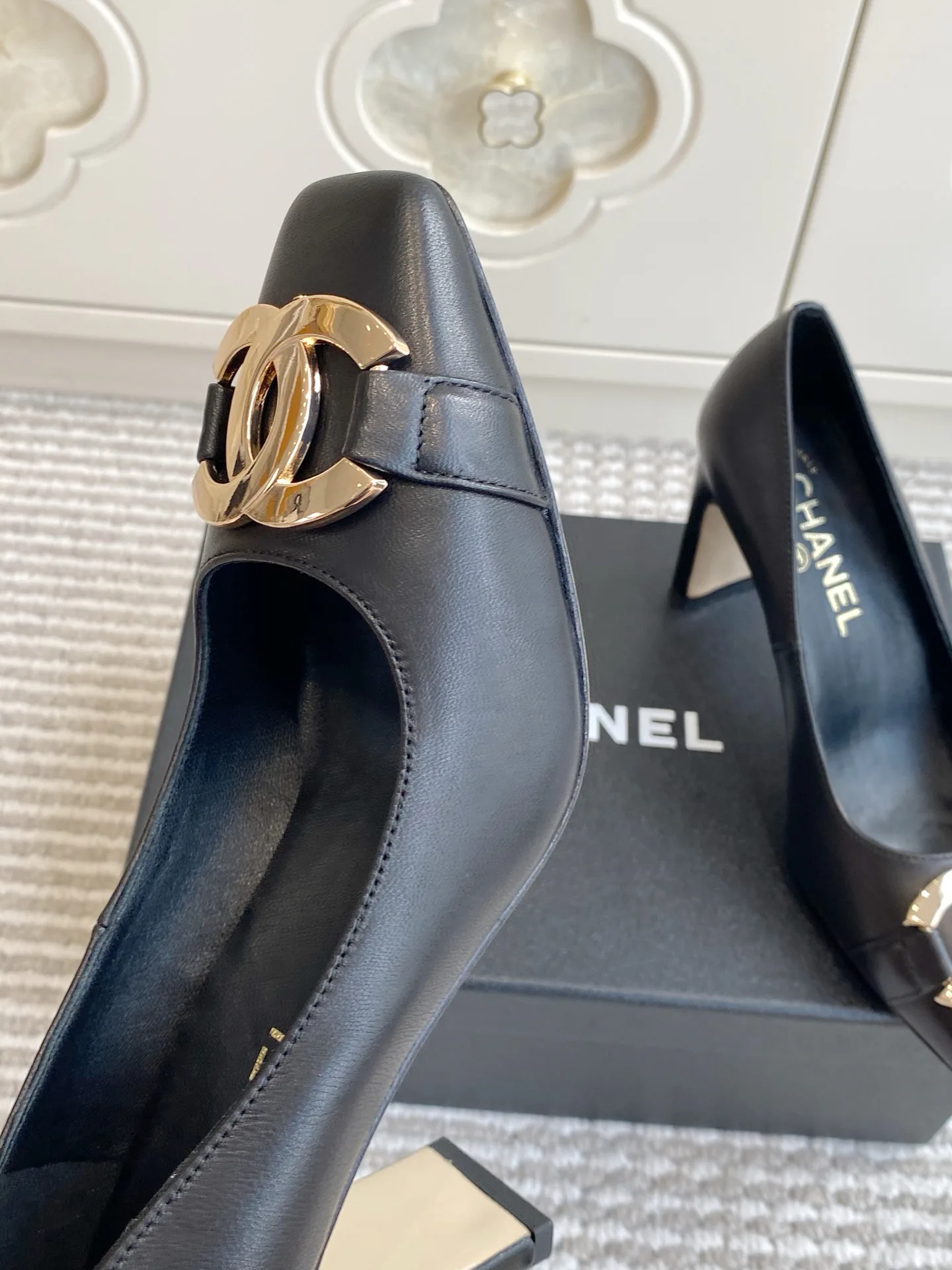 Women's Heels CHANEL 16869469