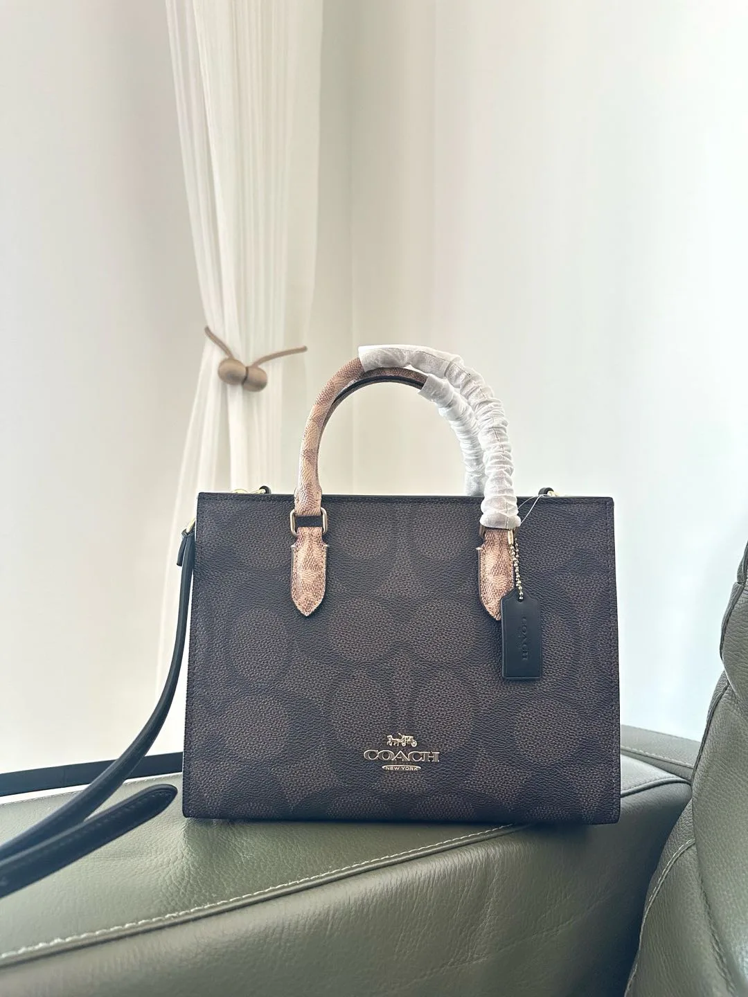 Women's Classic Handbags COACH 17960974