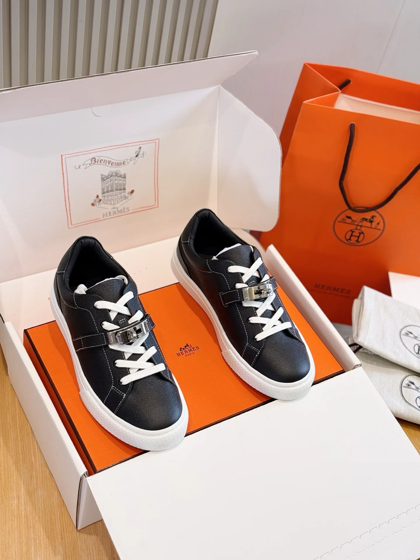 Men's Sneakers HERMES 17933937