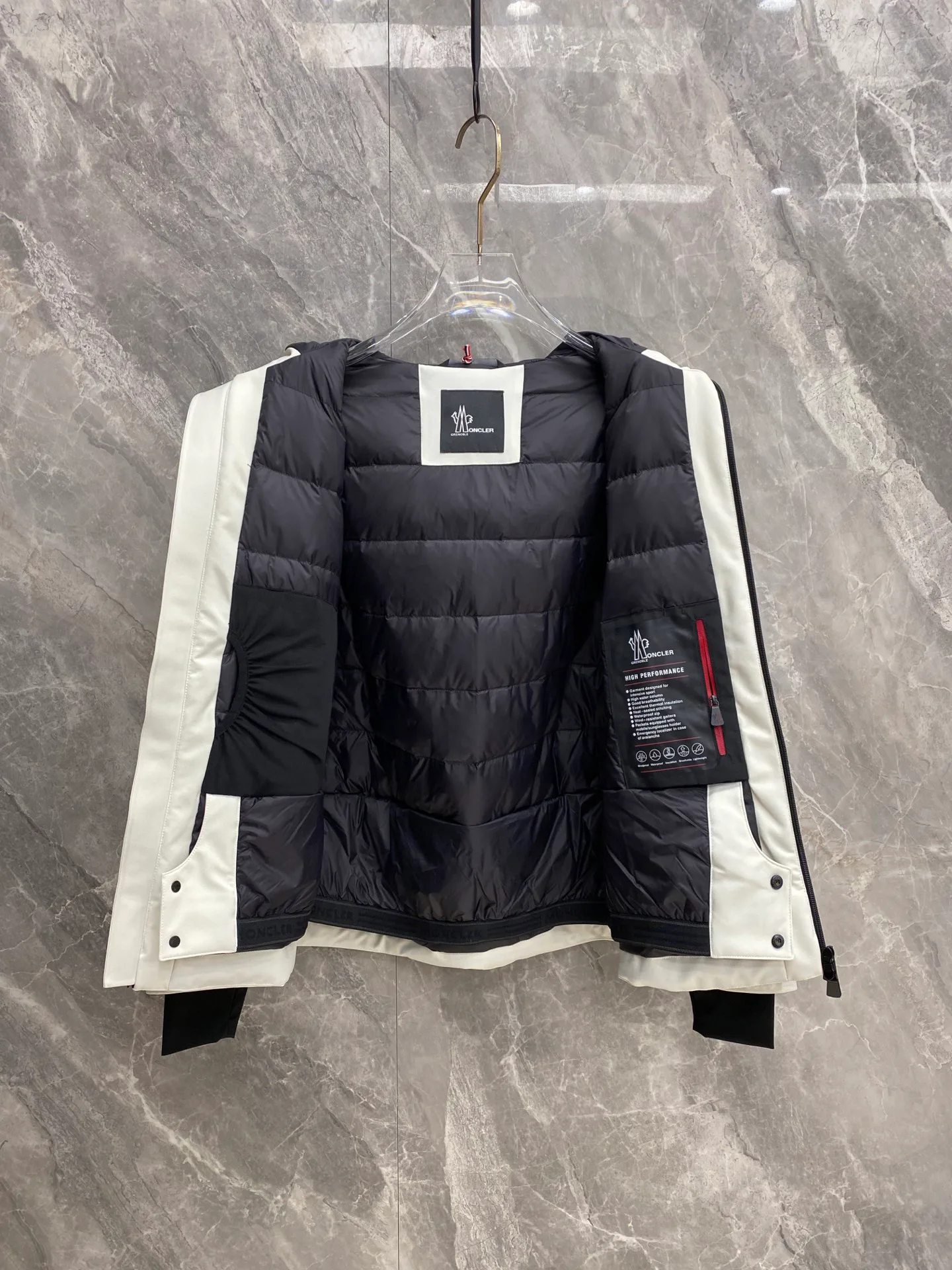 Men's Jackets And Down Jackets MONCLER 18348635