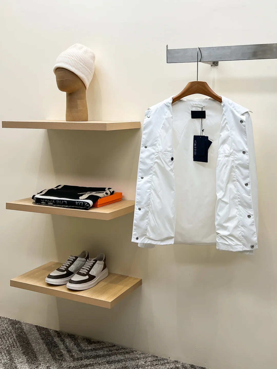 Men's Jackets And Down Jackets PRADA 18499117