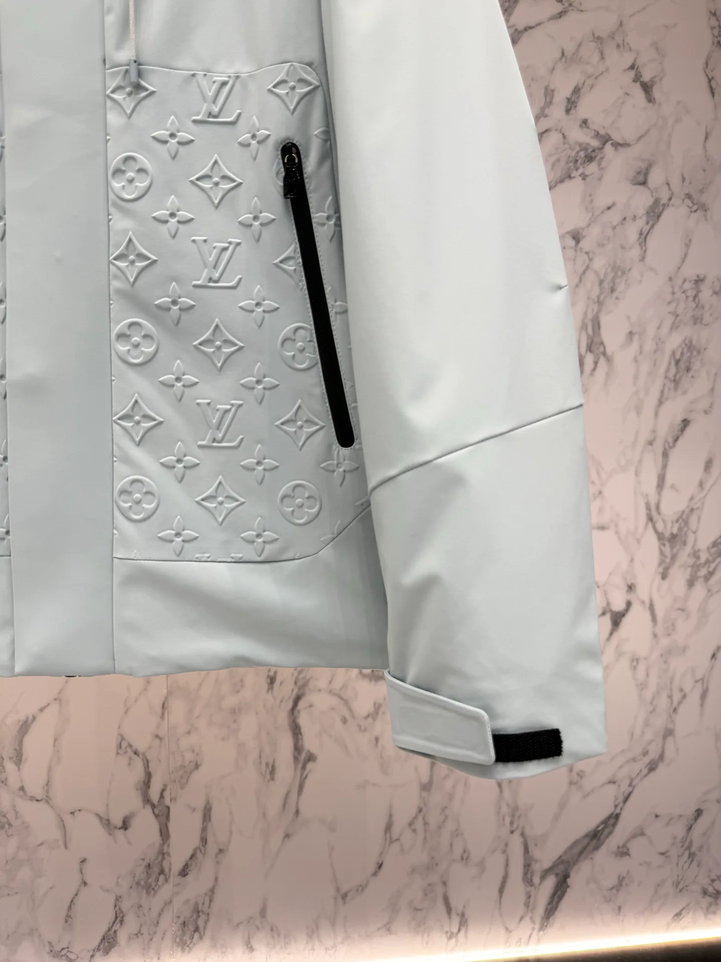 Men's Jackets And Down Jackets LOUIS VUITTON 18335117